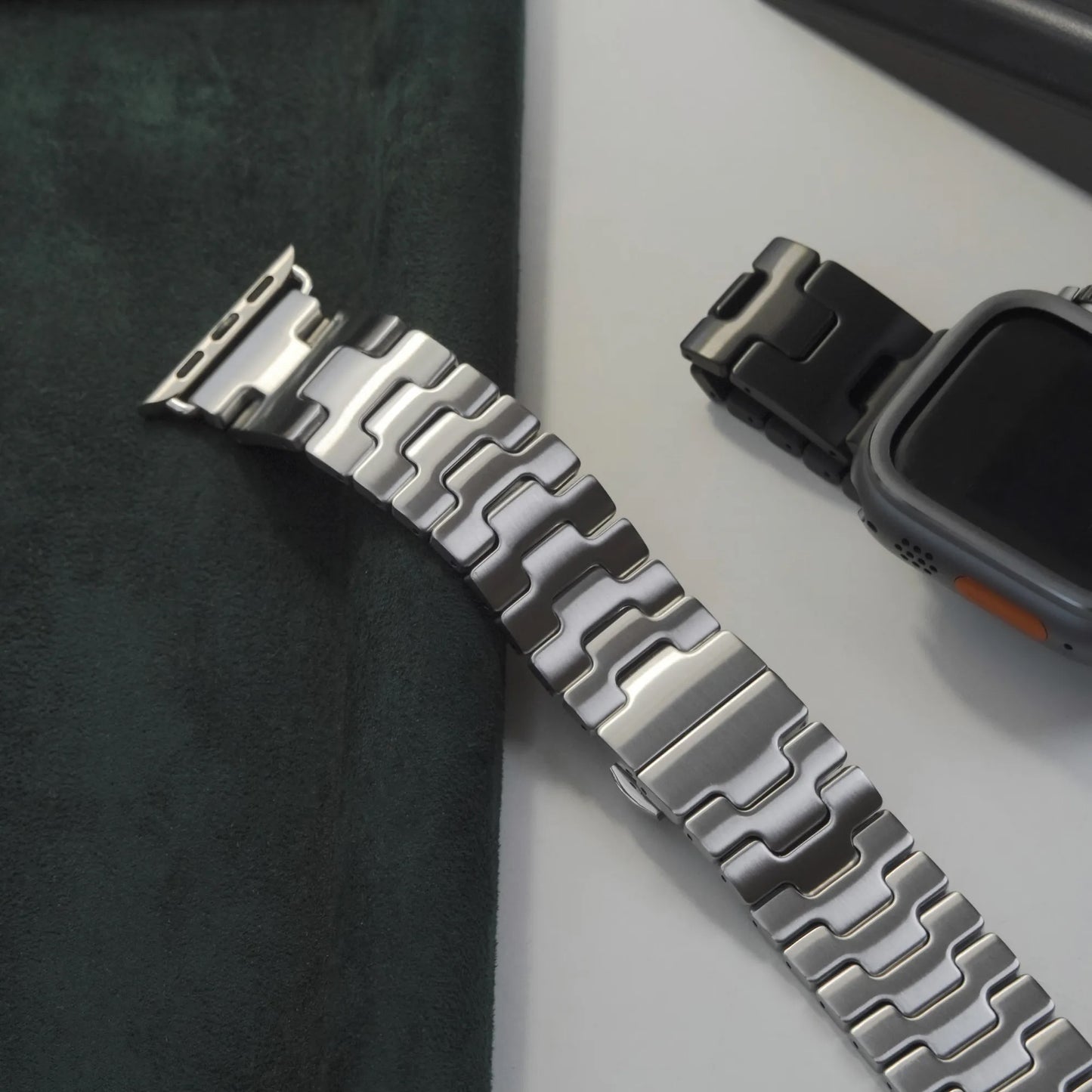 Gauss Y-Type Premium Metal Butterfly Buckle Apple Watch Band