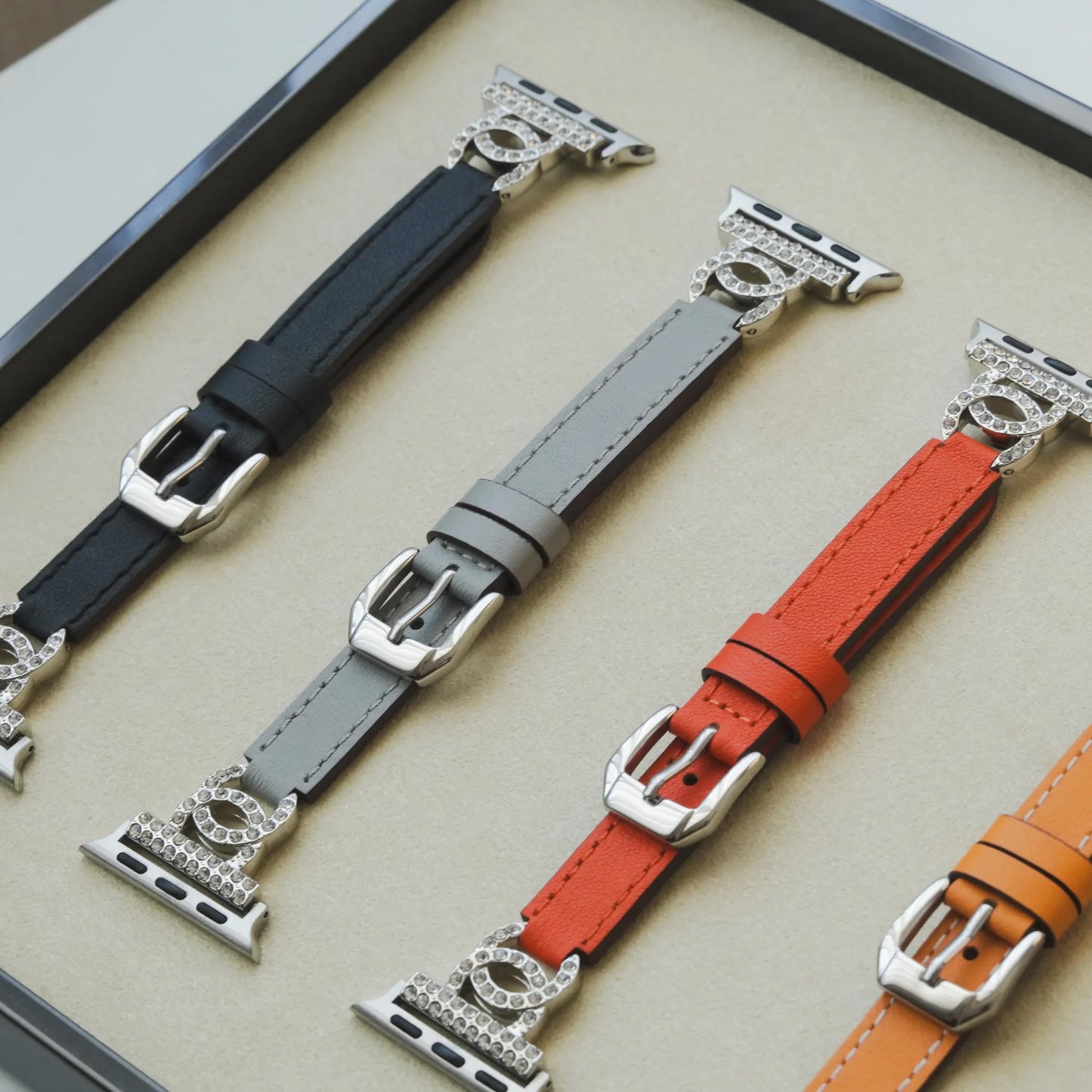 Classic C-shaped Buckle with Diamond Inlay Apple Watch