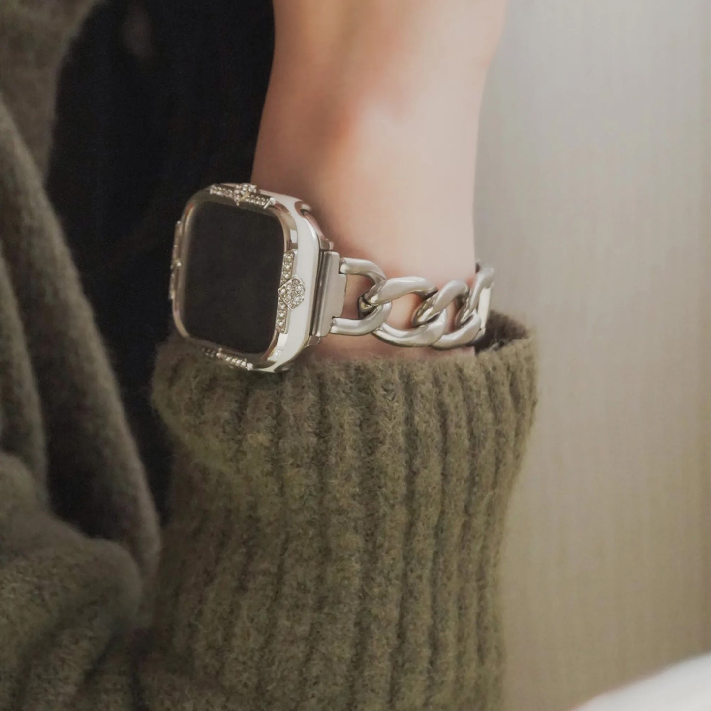 Classic Single Buckle Chain Metal Apple Watch Band