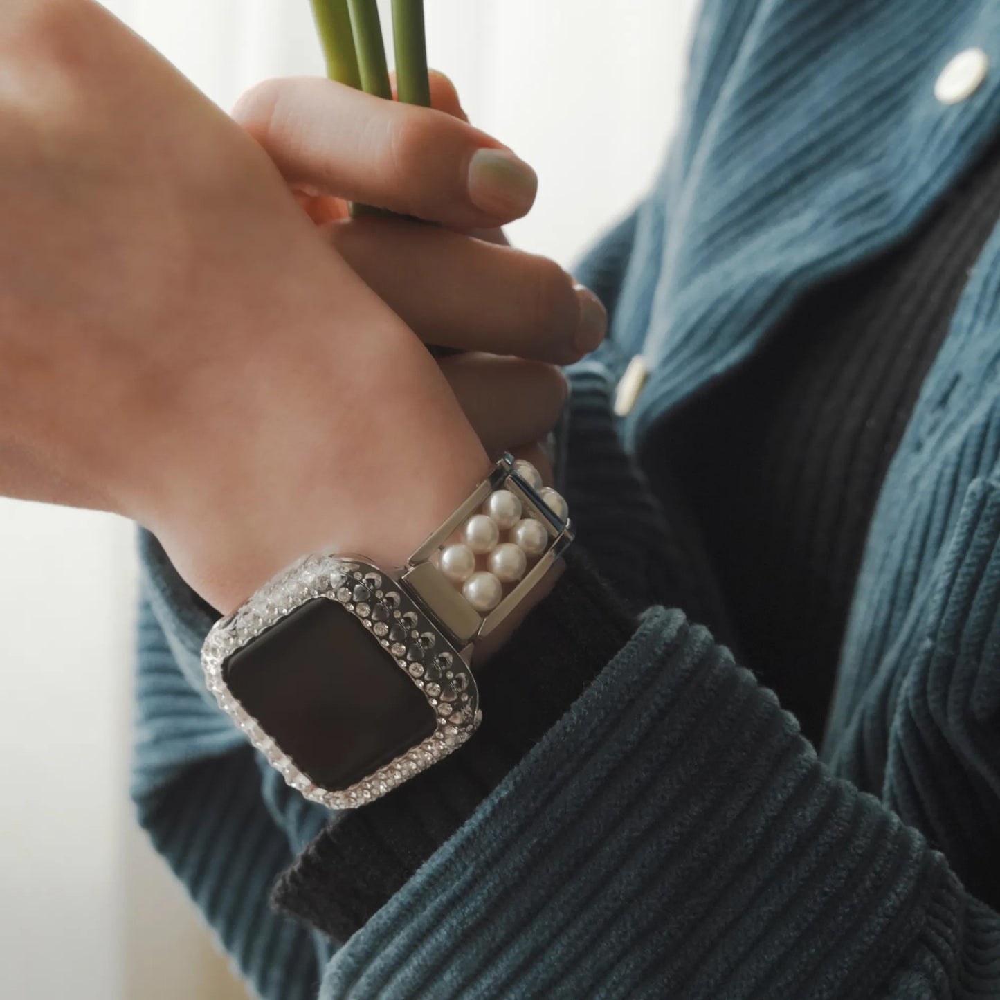 Classic Pearl Textured Metal Apple Watch Strap