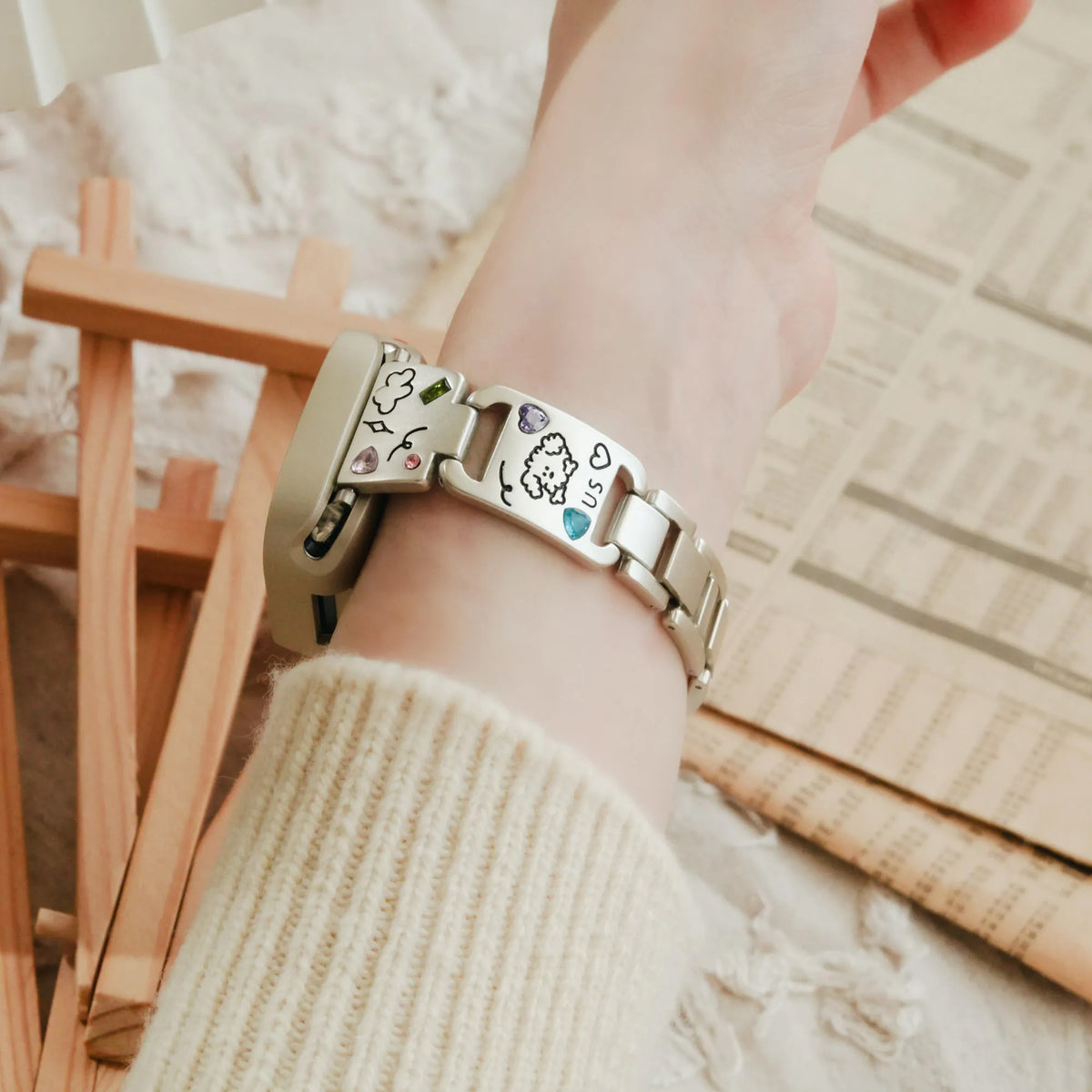 Cute is Justice" Stylish Metal Diamond-Studded Apple Watch Band