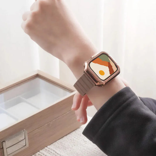 Wide Elegant Leather Venetian Blinds Magnetic Clasp Apple Watch Band