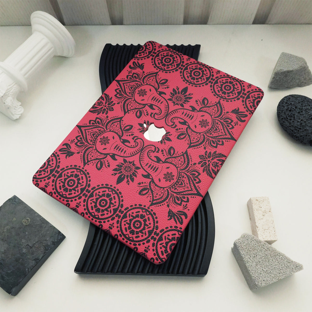 Lychee Texture Rose Pink Elephant Pattern ♾ Mac Case