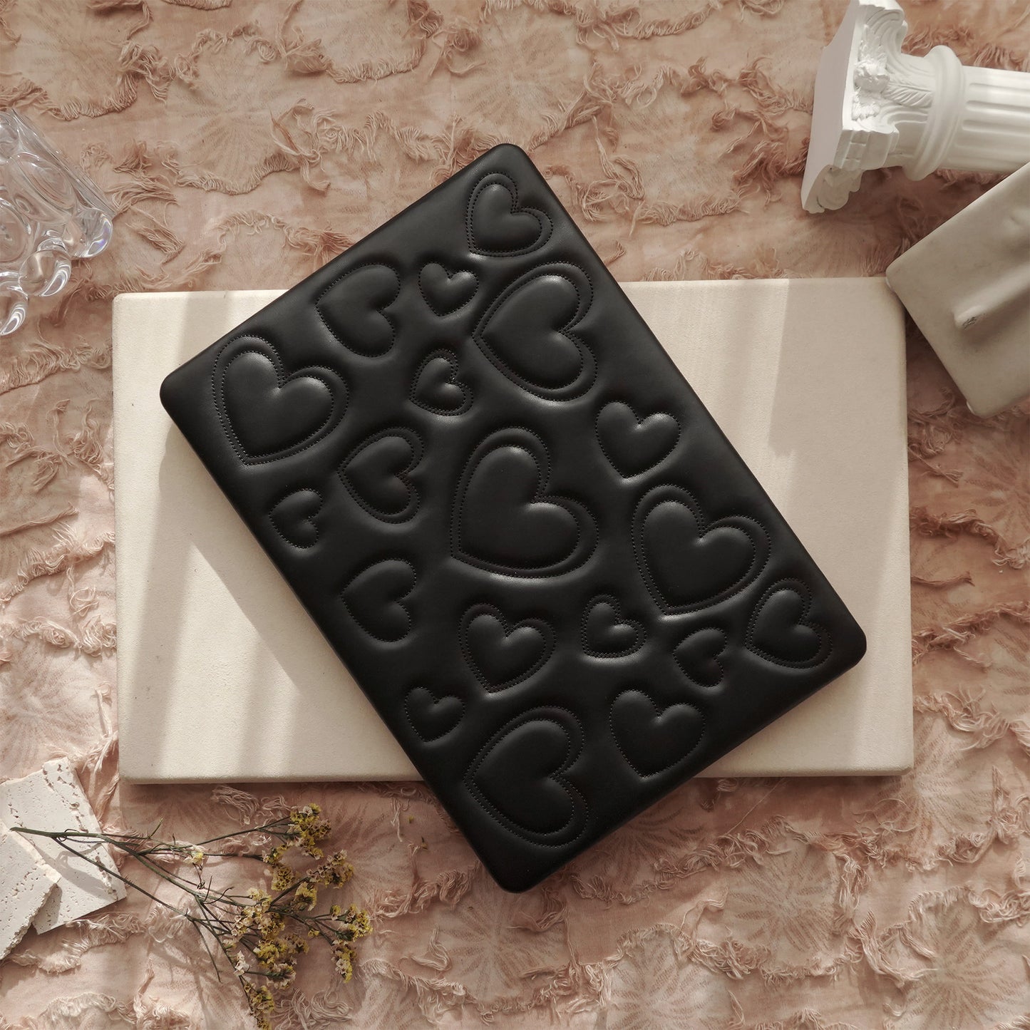 Puffy Heart Black ♾ Textured MacBook Case