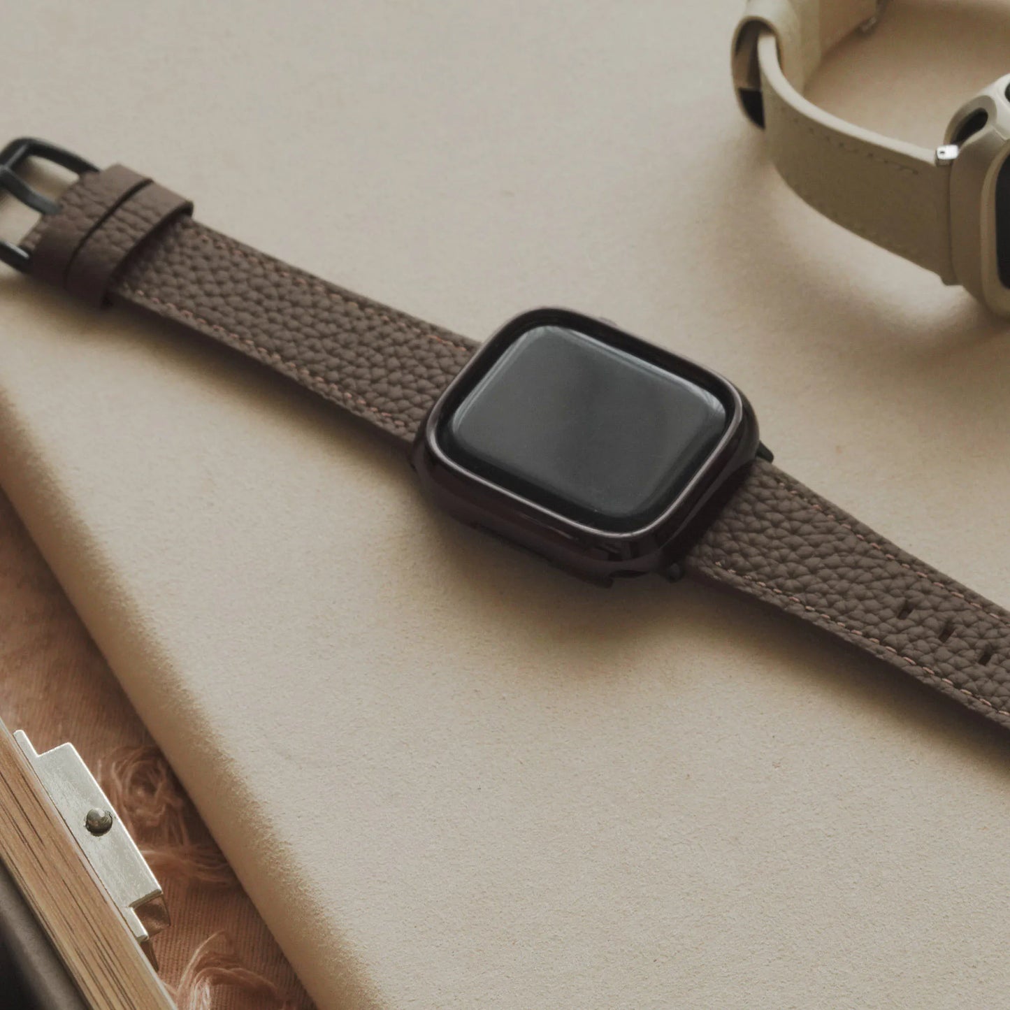 Classic Lychee Grain Leather Apple Watch Band