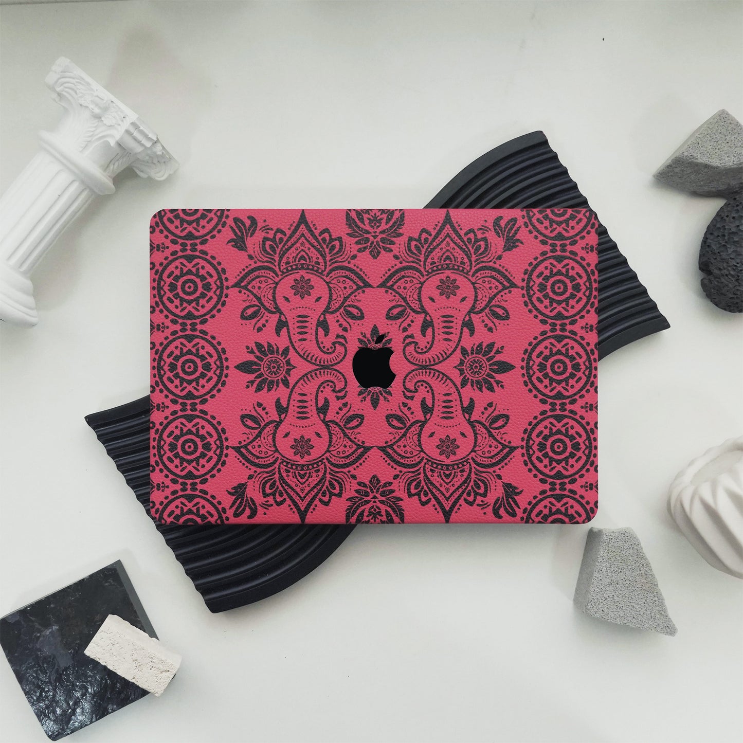 Lychee Texture Rose Pink Elephant Pattern ♾ Mac Case