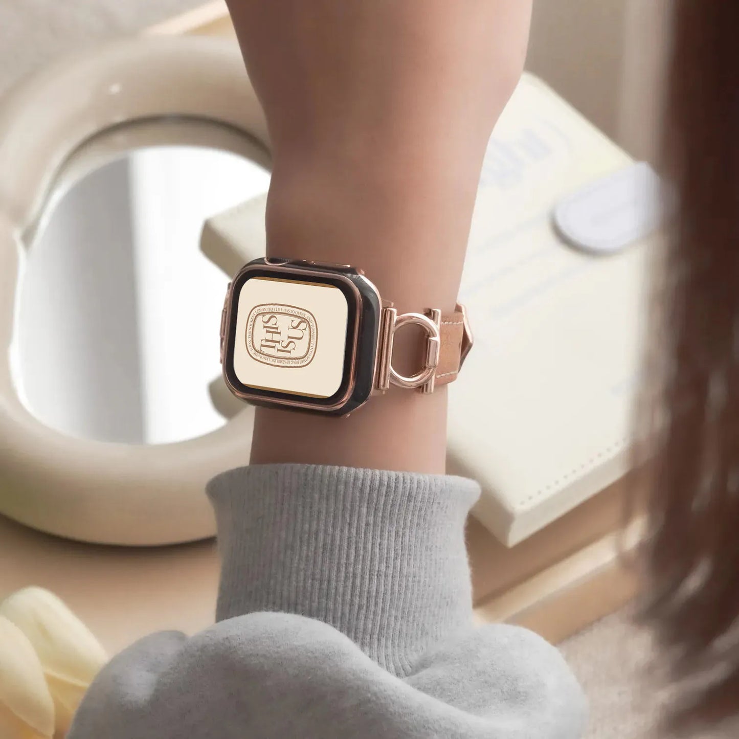 Circular Design Leather Apple Watch Band
