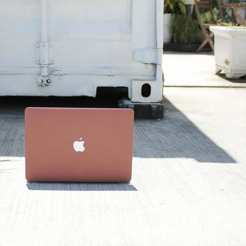 Sugar colouring Frosted Macbook Case