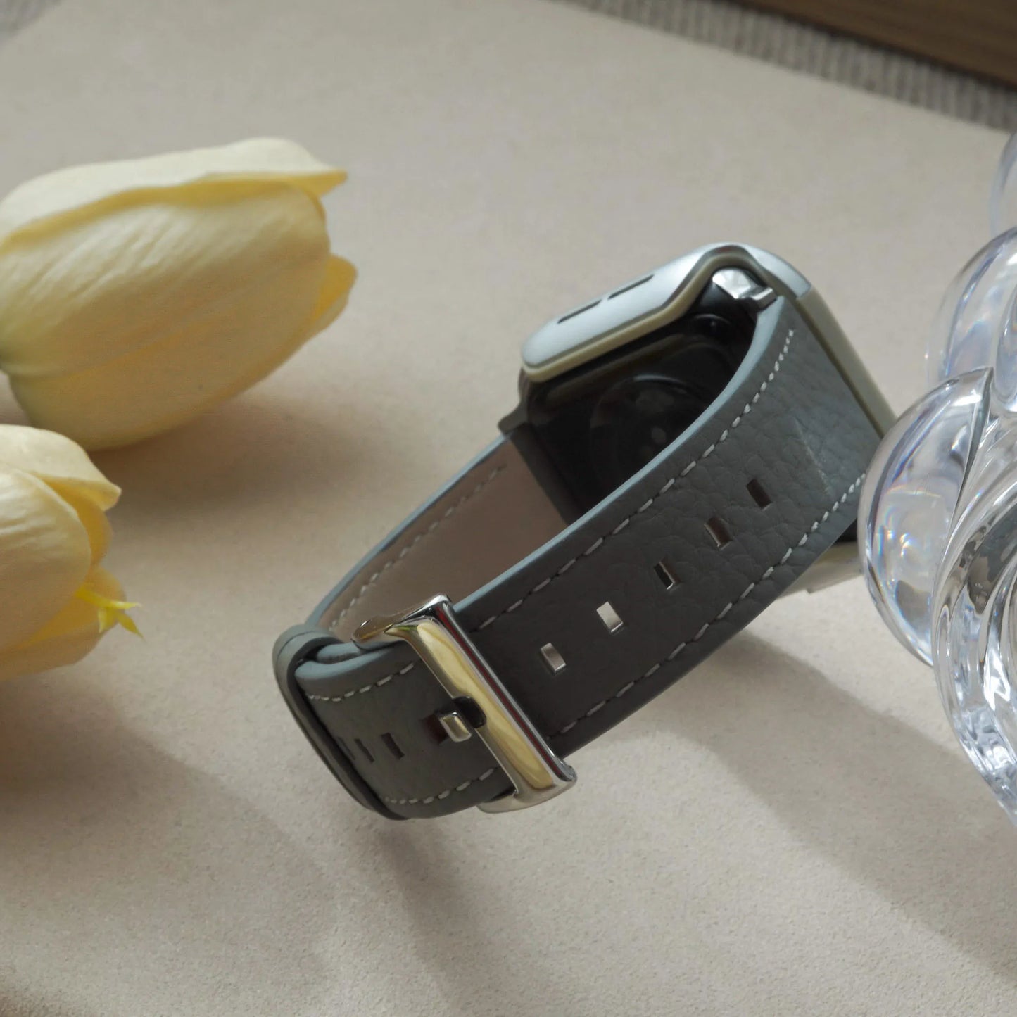 Classic Lychee Grain Leather Apple Watch Band