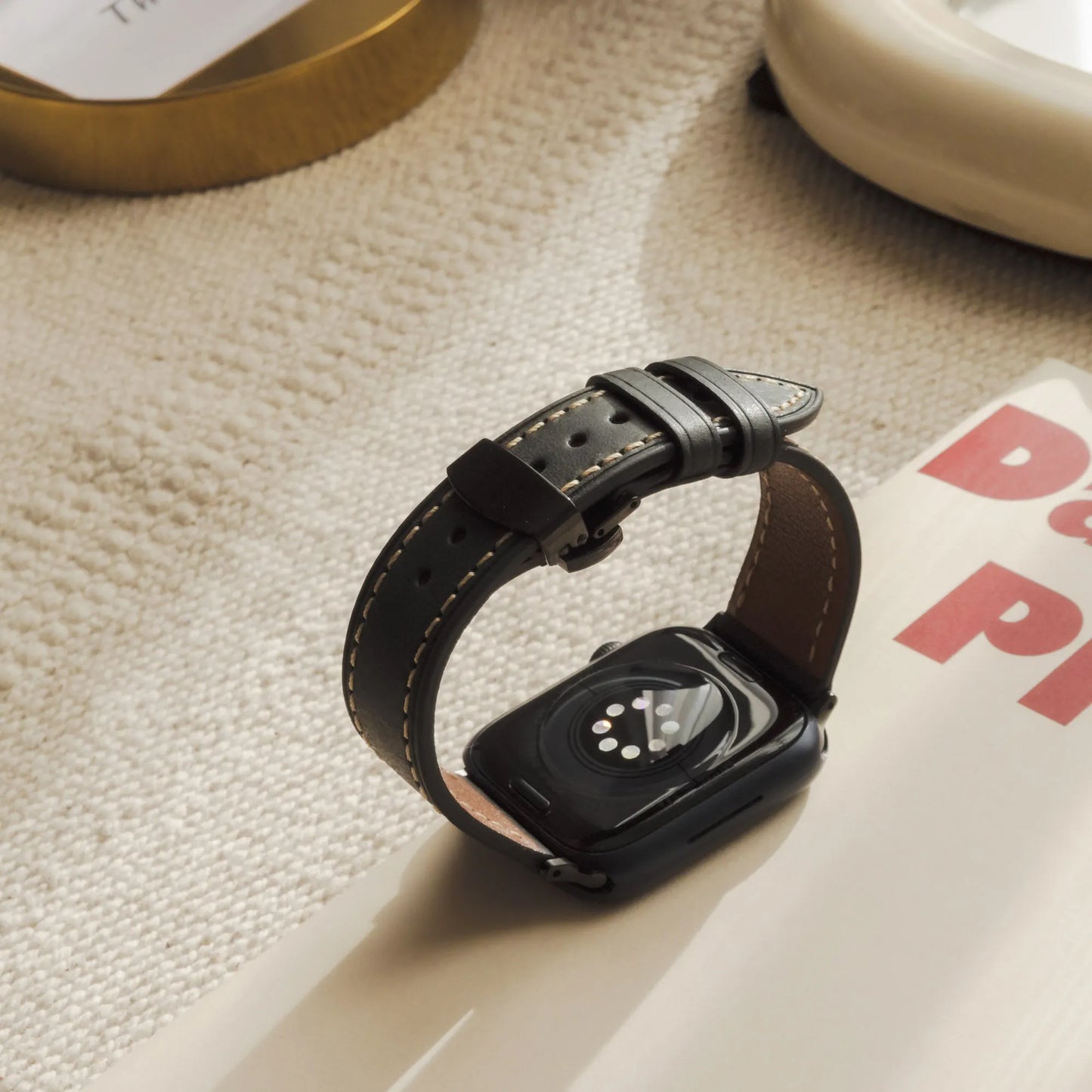 Crazy Horse Leather Metal Butterfly Clasp Apple Watch Band