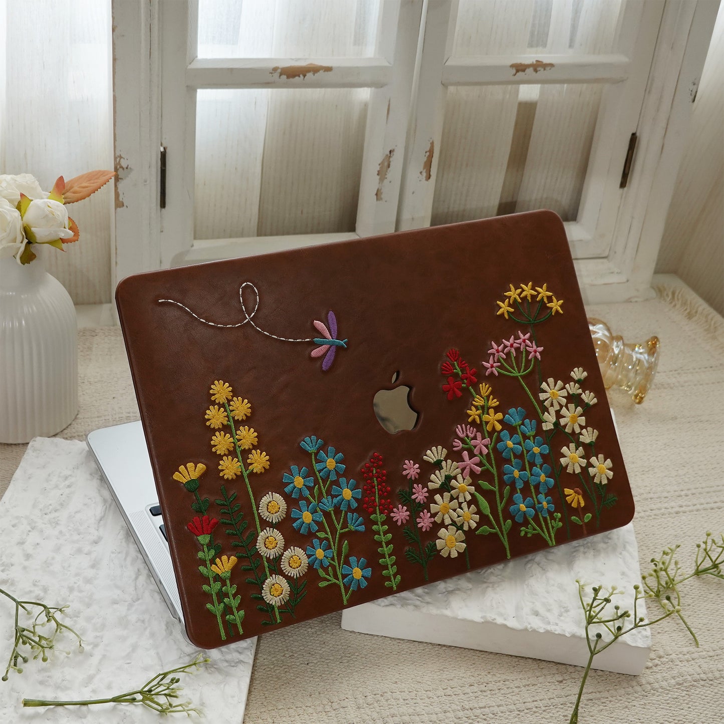 This is us Embroidery Series ♾ Colorful Floral Brown Mac Case