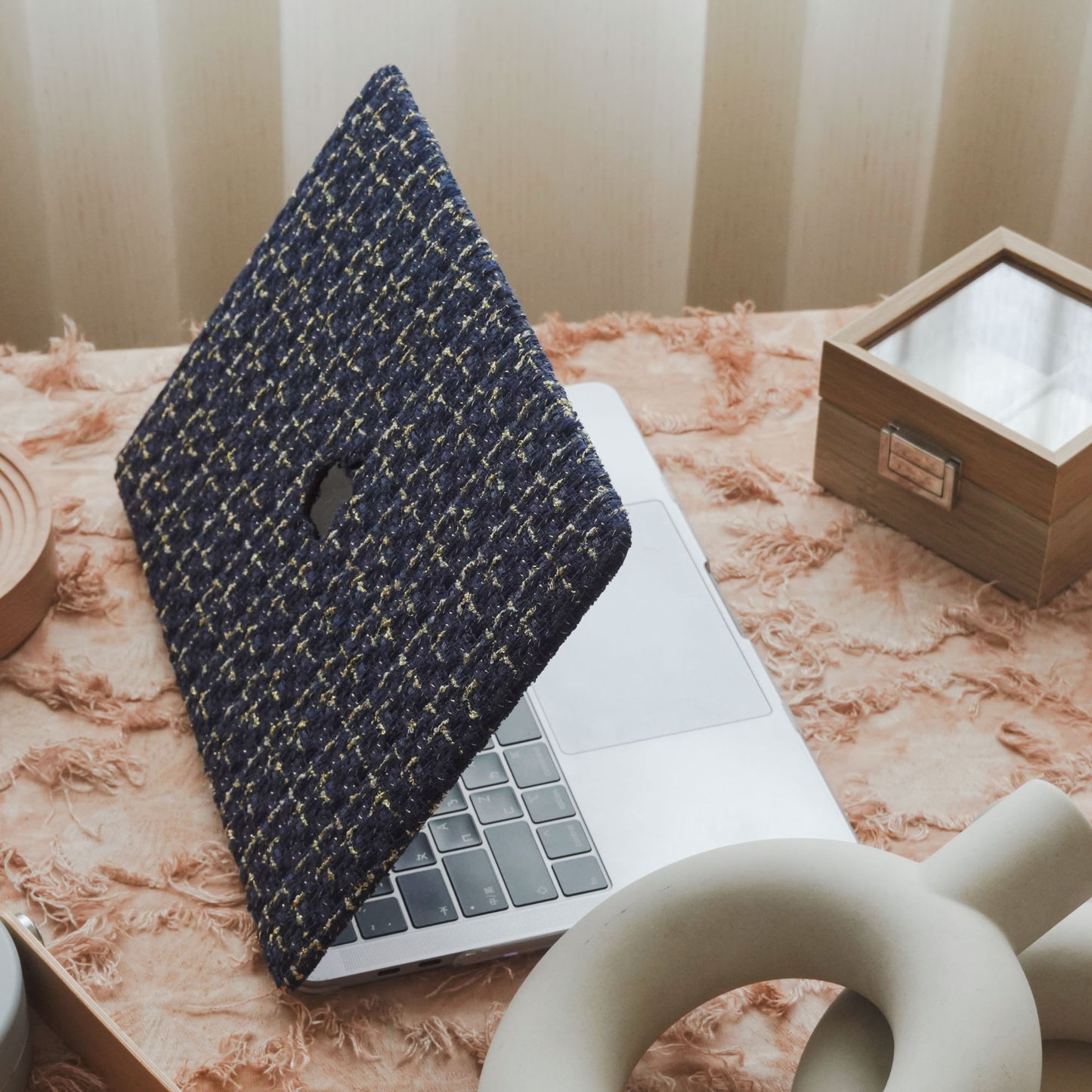 Plain Weave Chanel Style ♾ Deep Blue Yarn Woven Mac Case