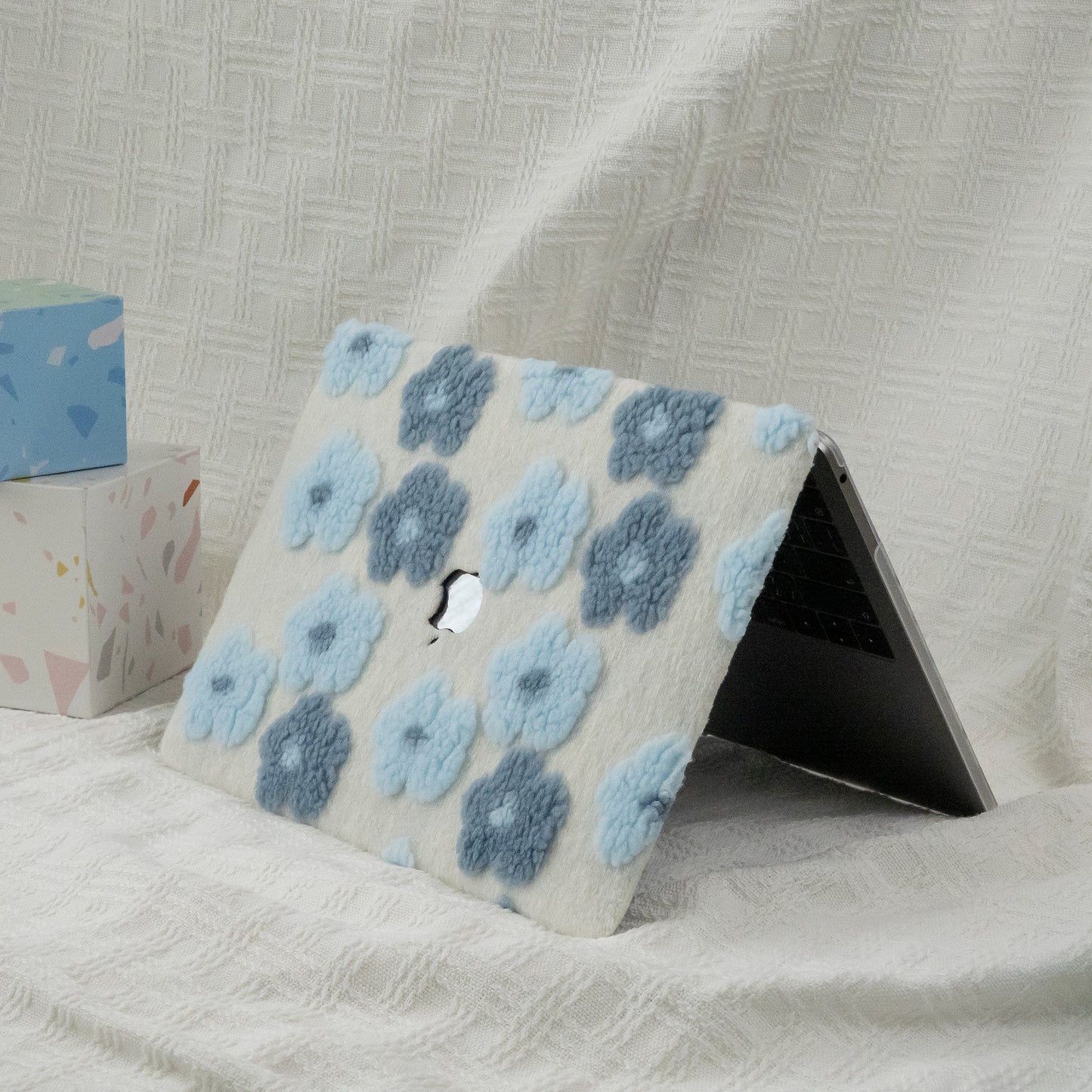 Plush Series ♾ Cloud Blue Cotton Floral Mac Case