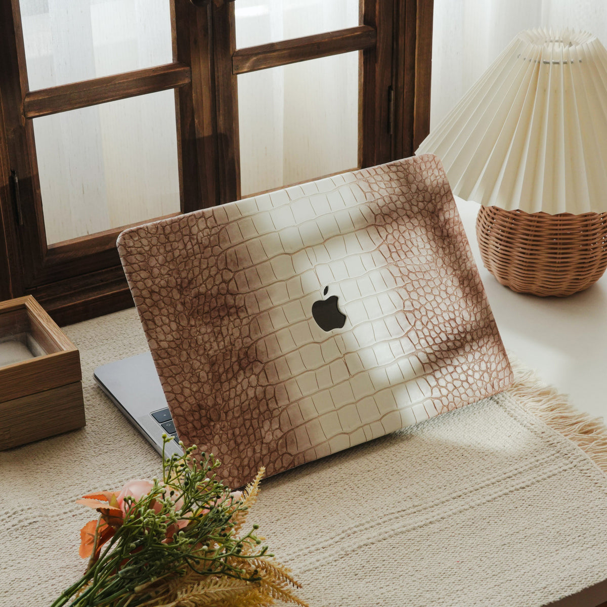 Himalaya ♾ Crocodile Leather Soft Coffee Macbook Case