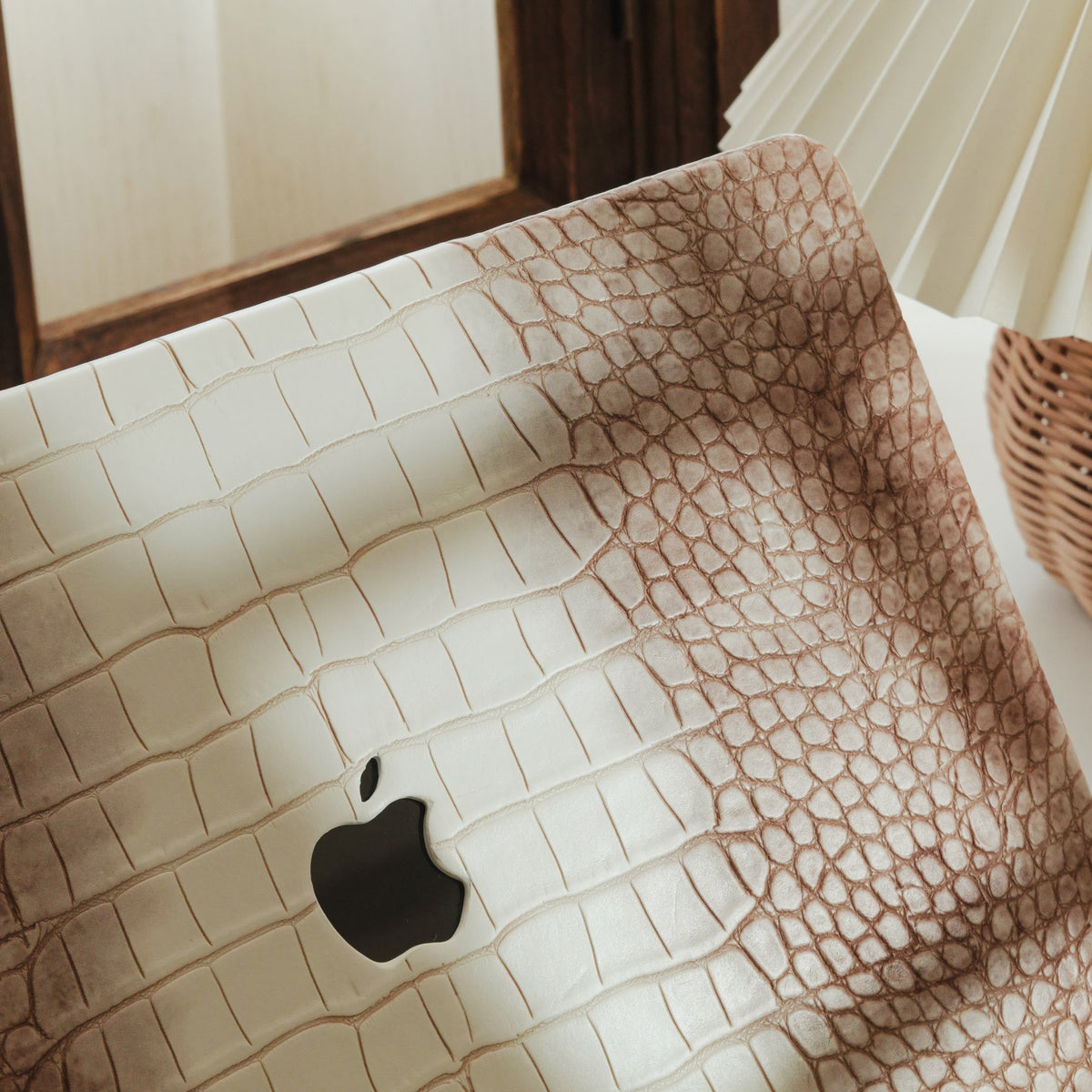 Himalaya ♾ Crocodile Leather Soft Coffee Macbook Case