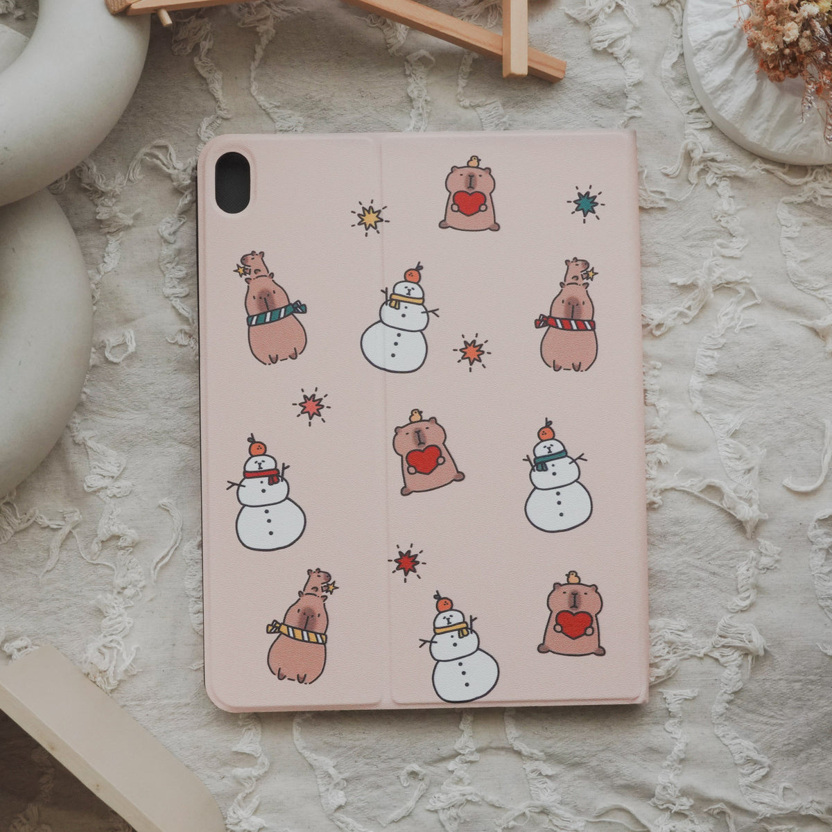 Thisisus Design Christmas Tree Capybara Pencil Magnetic Holder iPad Case