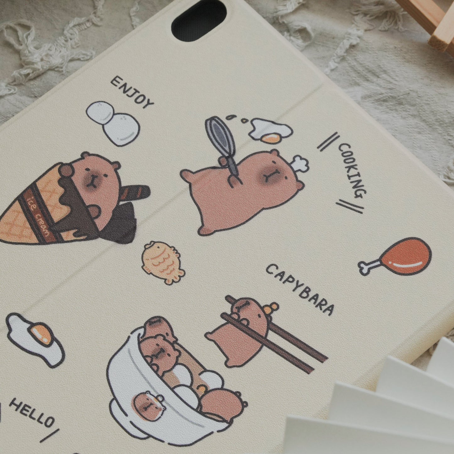 Thisisus Design Cooking Capybara Pencil Magnetic Holder iPad Case