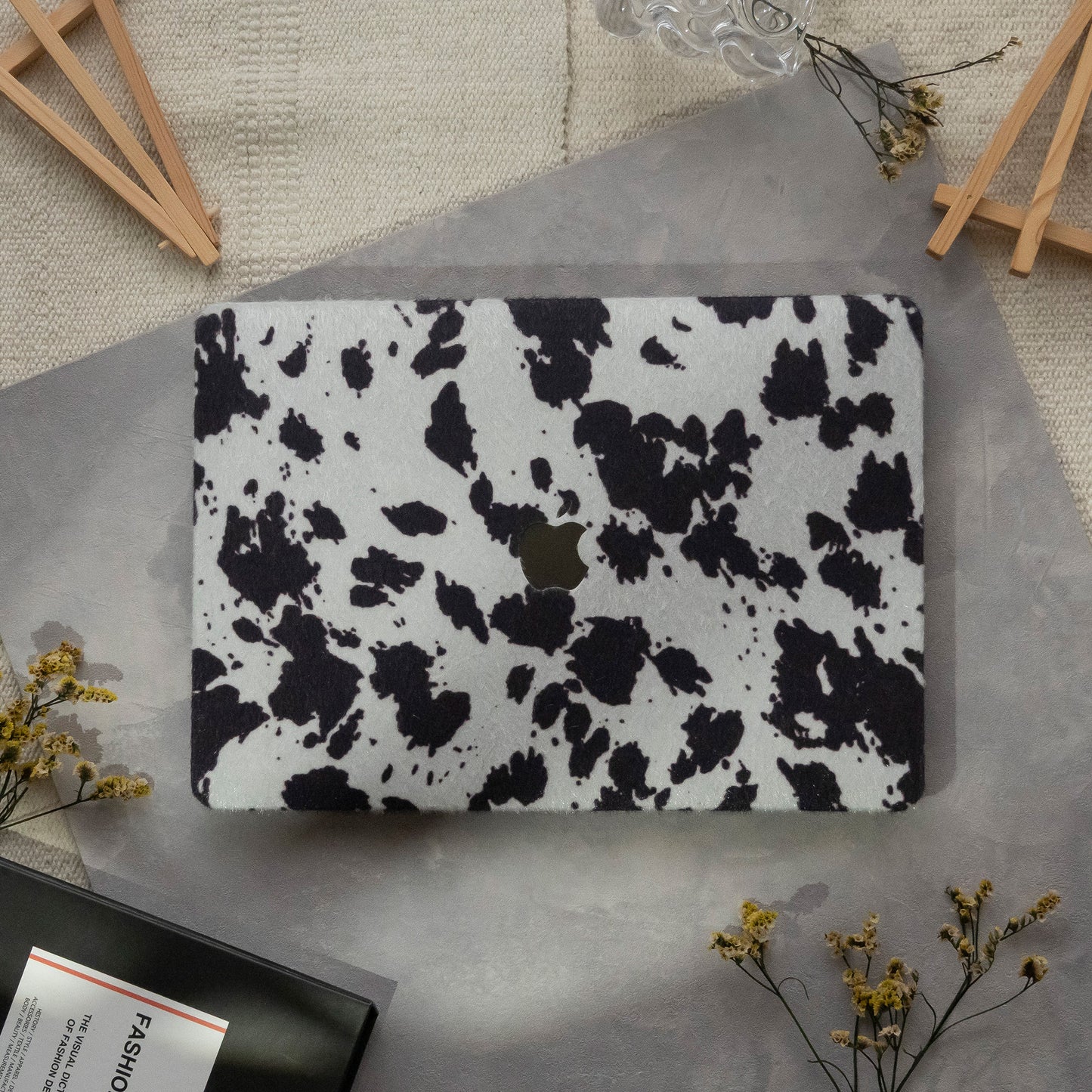 Leather Series ♾ Black and White Cow Pattern Mac Case