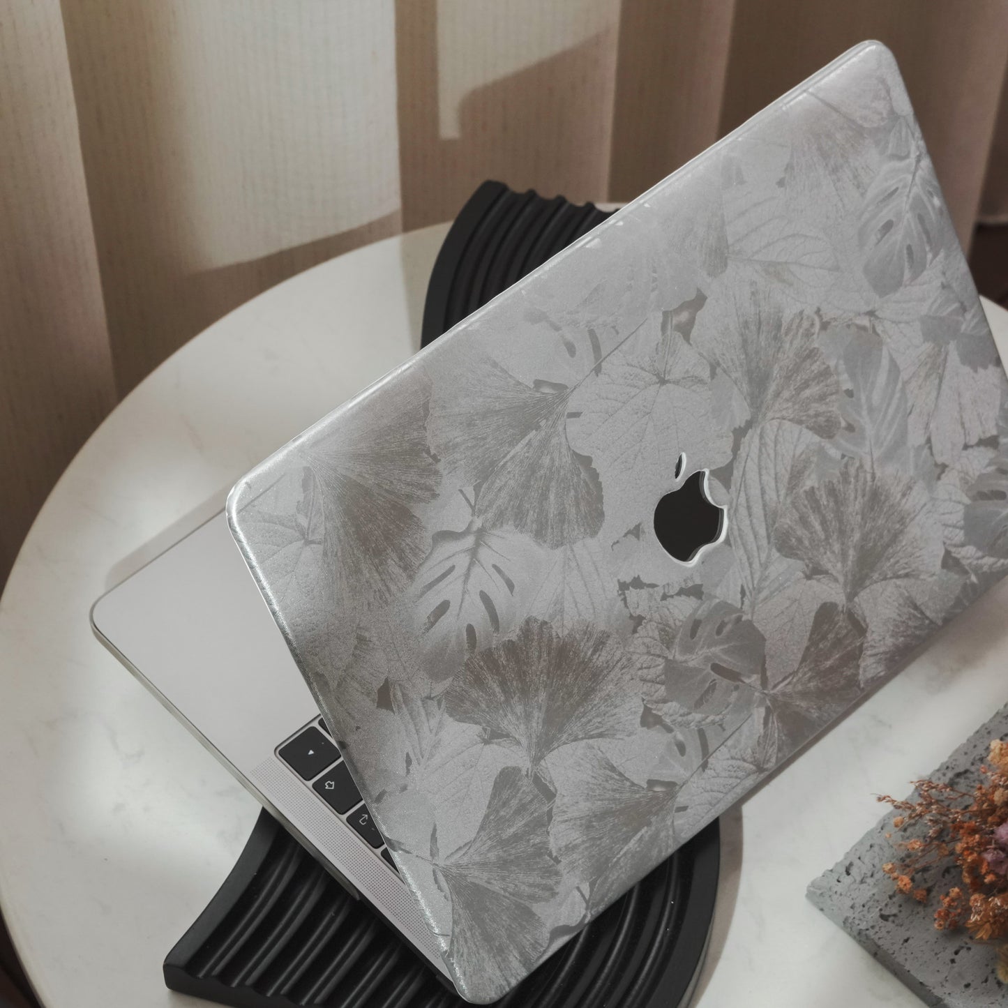 Leather Series ♾ Clover Laser-Engraved Leather Silver Mac Case