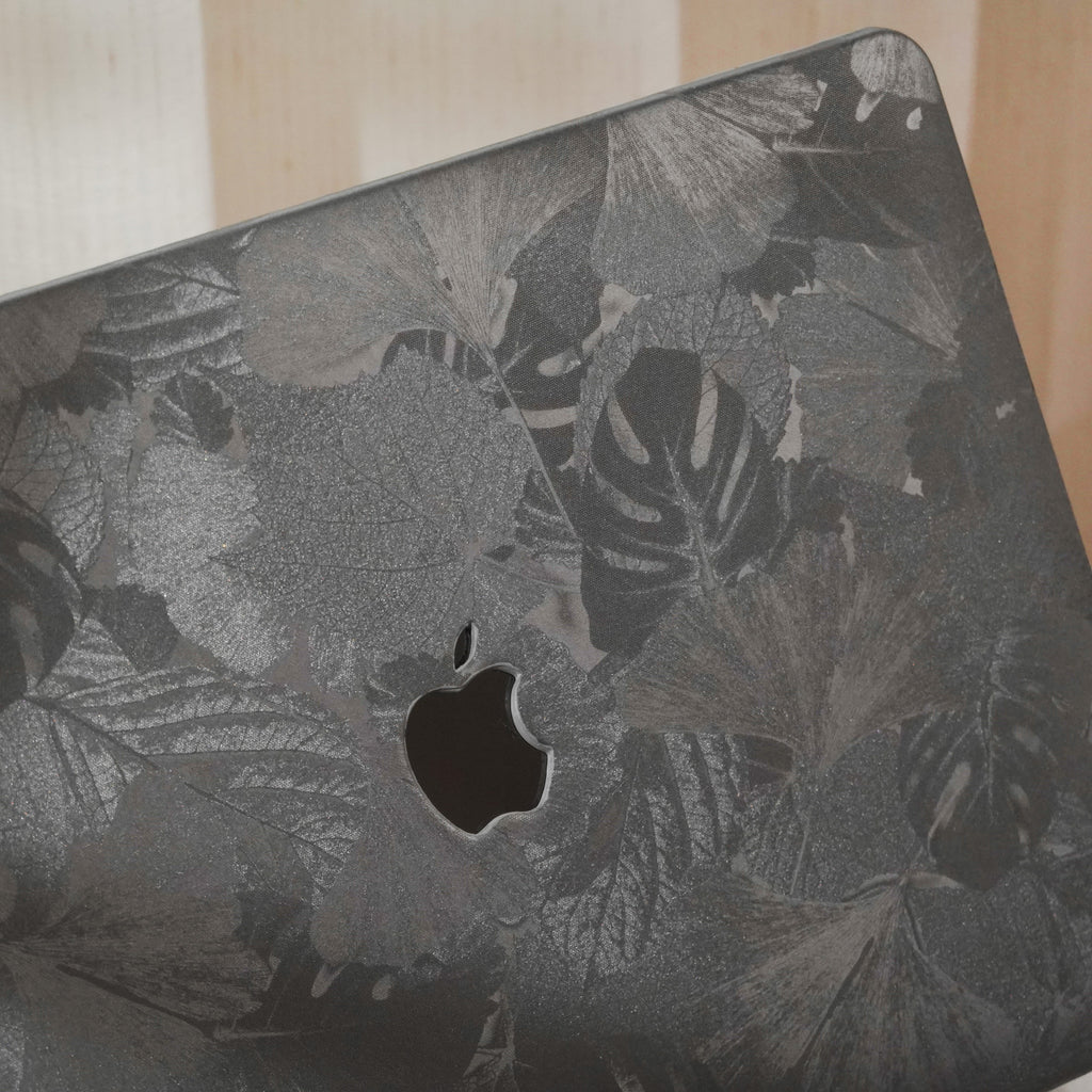Leather Series ♾ Clover Laser-Engraved Leather Space Gray Mac Case