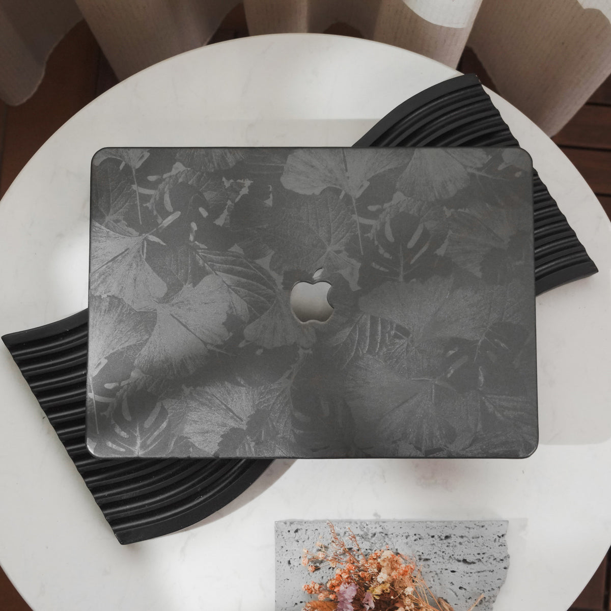 Leather Series ♾ Clover Laser-Engraved Leather Space Gray Mac Case
