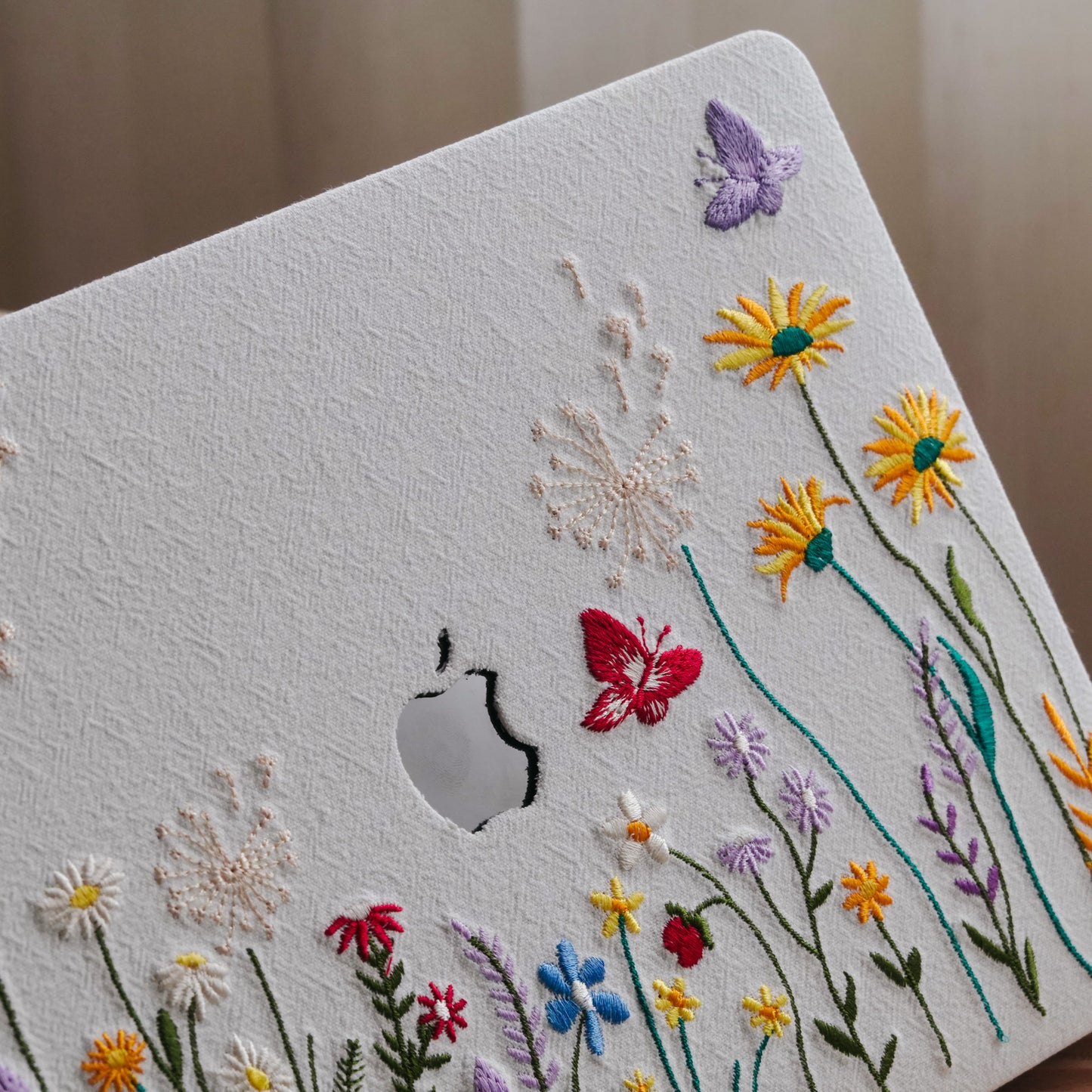 This is us Pure White Garden ♾ Textured Stitching White Mac Case