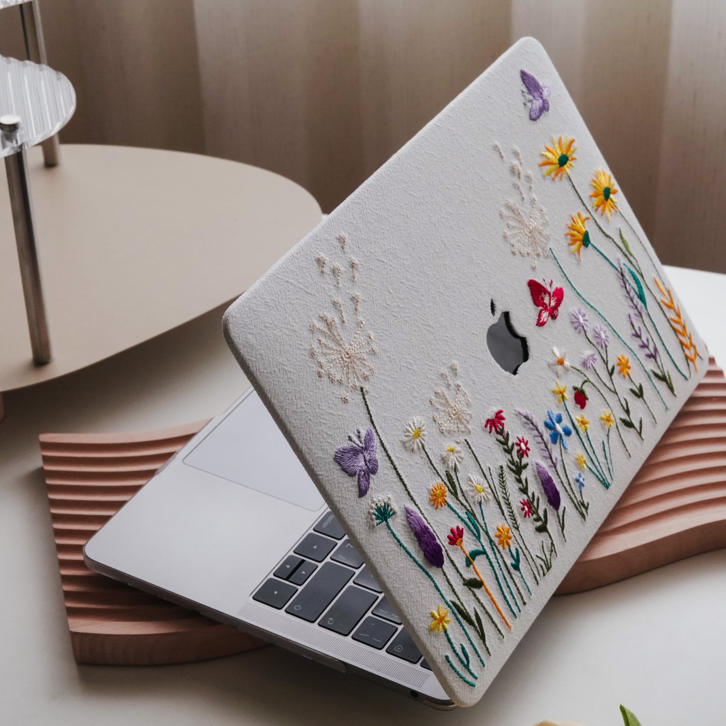 This is us Pure White Garden ♾ Textured Stitching White Mac Case