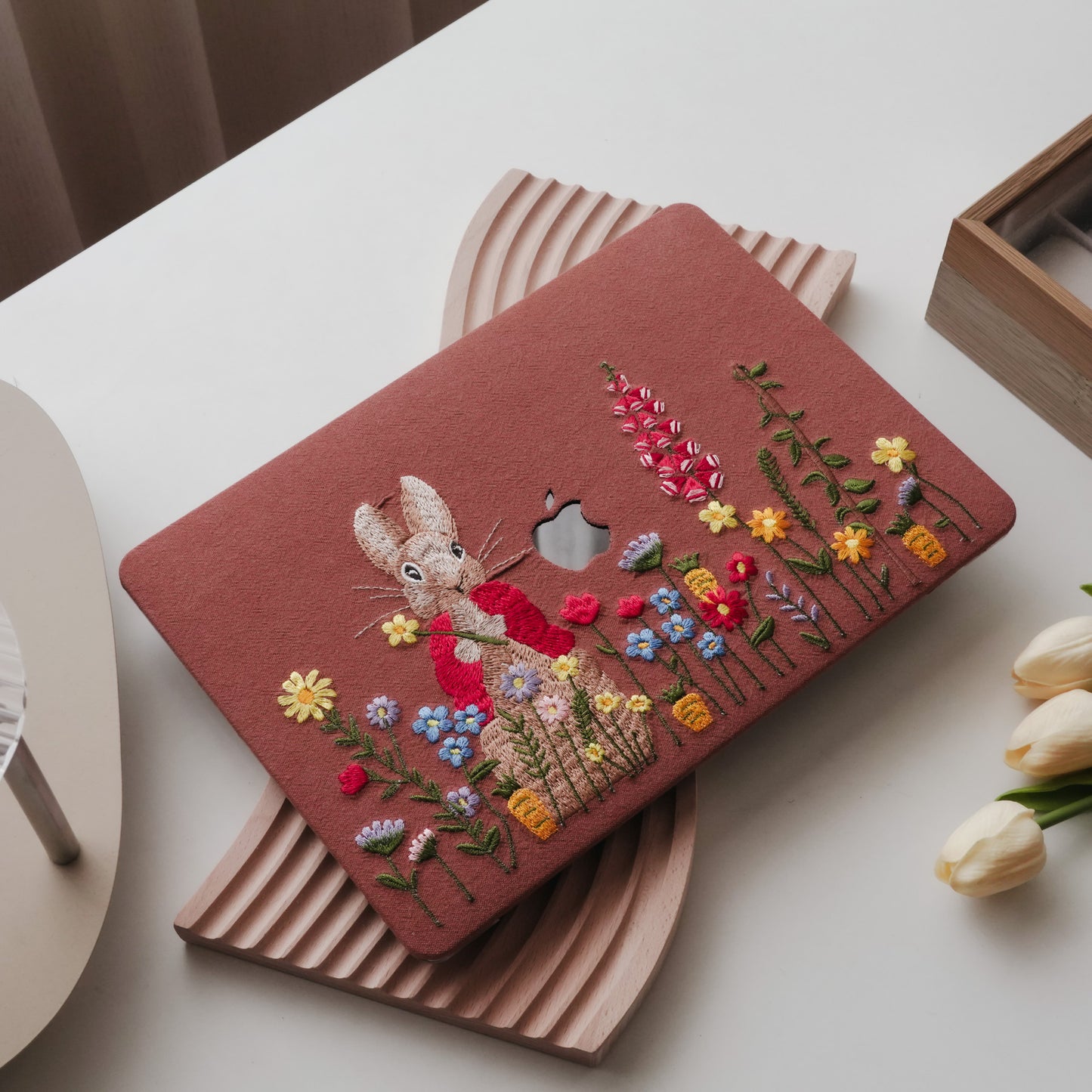 This is us Hand-Drawn Red-Clad Lucky Rabbit ♾ Textured Stitching Mac Case