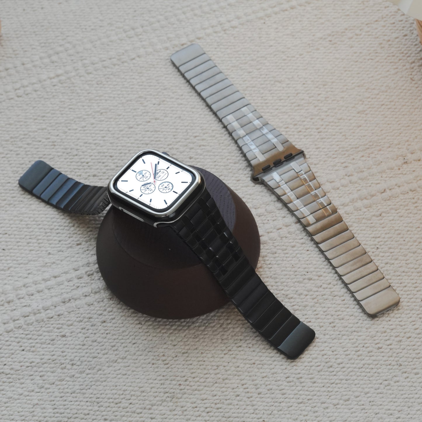 Engraved Magnetic Closure Premium Metal Apple Watch Band