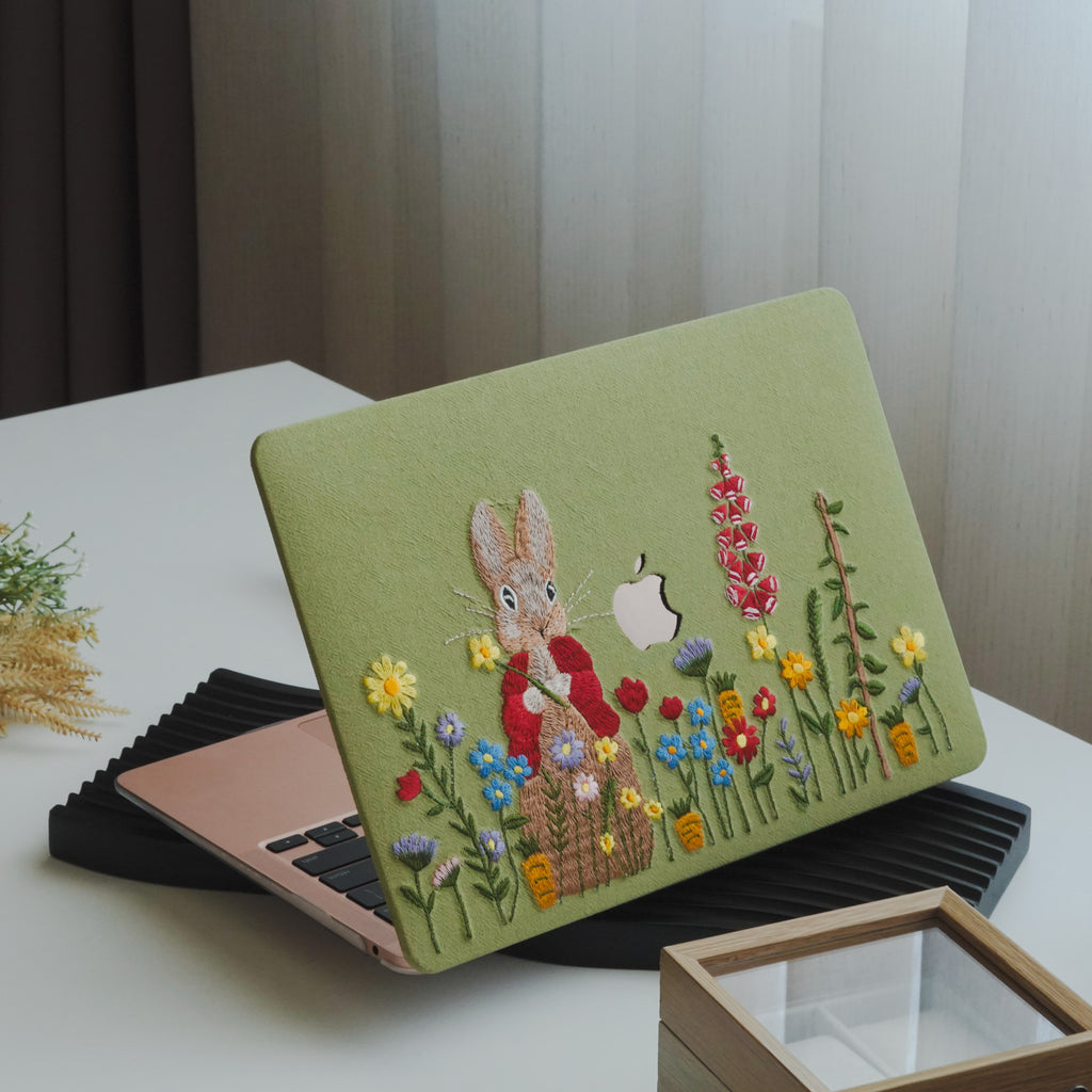 This is us Green Hand-drawn Red-clothed Bunny ♾ Textured Stitching MacBook Case