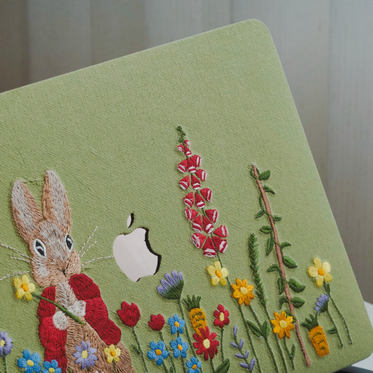 This is us Green Hand-drawn Red-clothed Bunny ♾ Textured Stitching MacBook Case