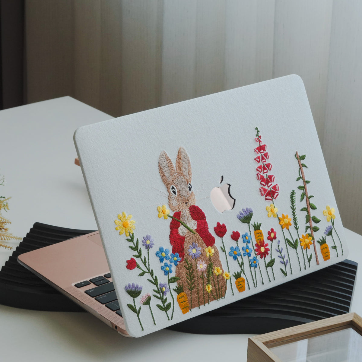 This is us White Hand-drawn Red-clothed Bunny ♾ Textured Stitching MacBook Case