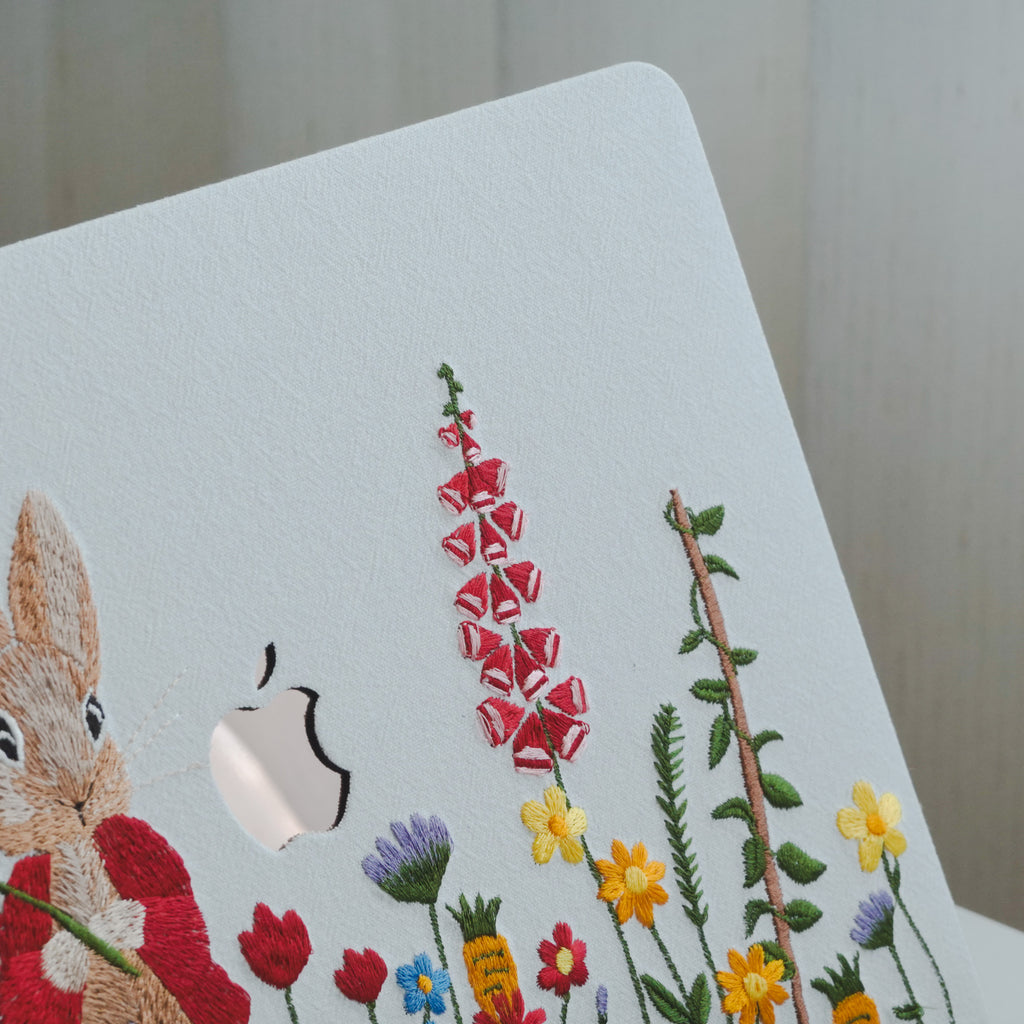 This is us White Hand-drawn Red-clothed Bunny ♾ Textured Stitching MacBook Case