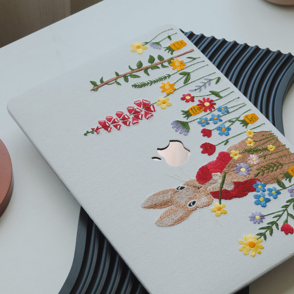 This is us White Hand-drawn Red-clothed Bunny ♾ Textured Stitching MacBook Case