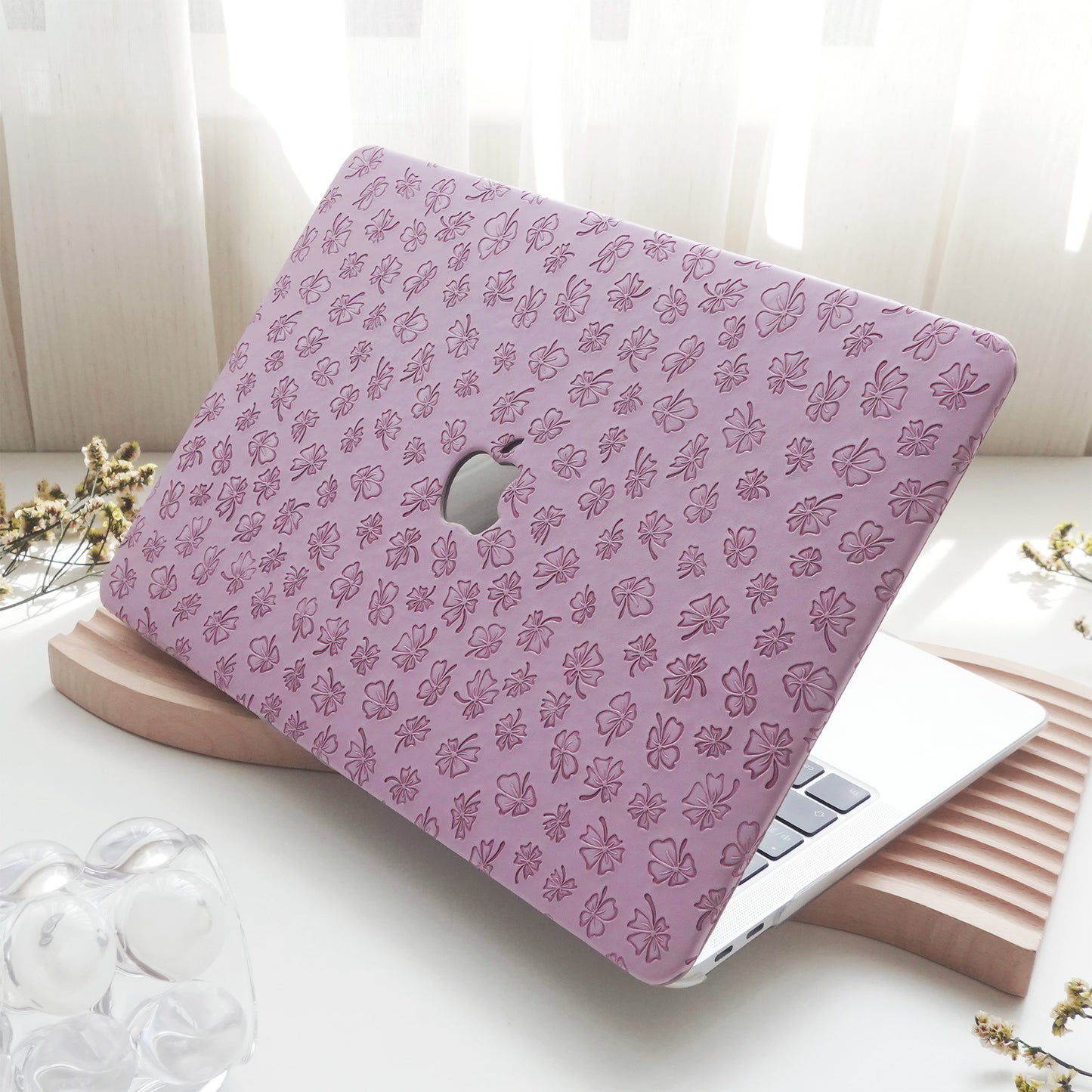 Clover Embossing Lilac Leather Macbook Case
