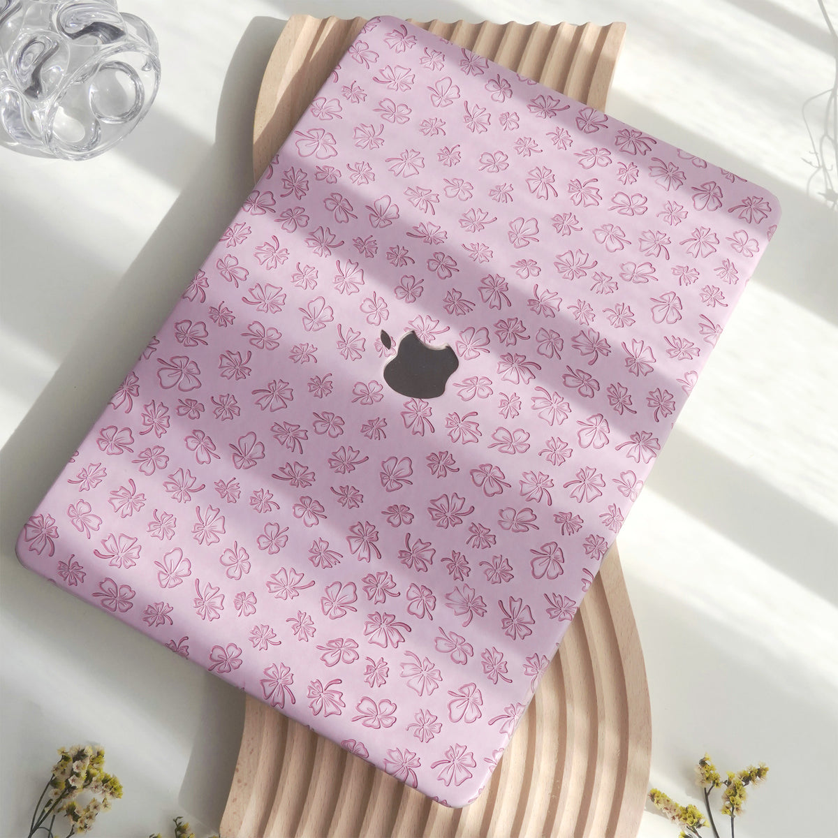 Clover Embossing Lilac Leather Macbook Case