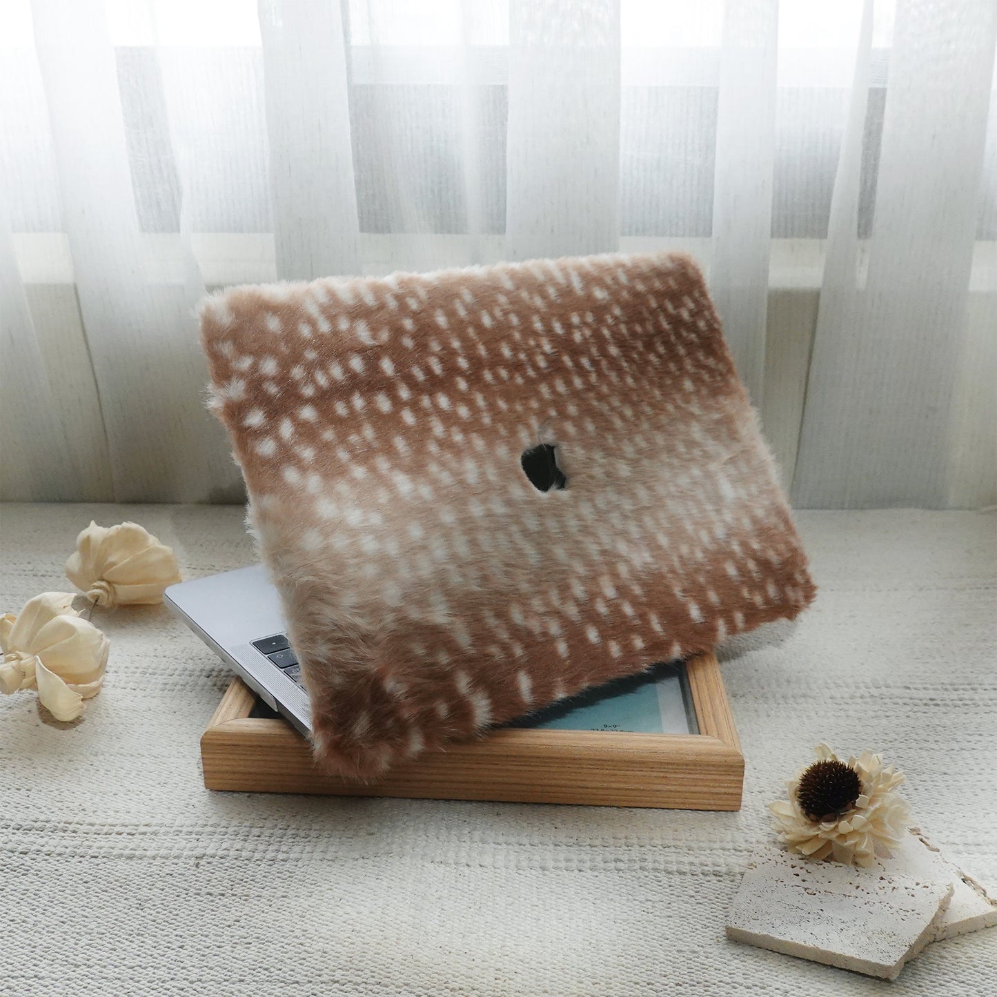 Plush Series ♾ Fawn Cotton Mac Case