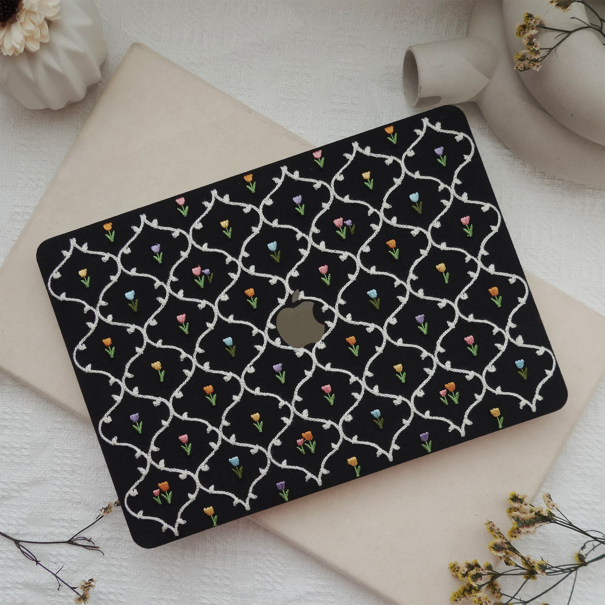 This is us Plaid Floral ♾ Textured Stitching Black Mac Case