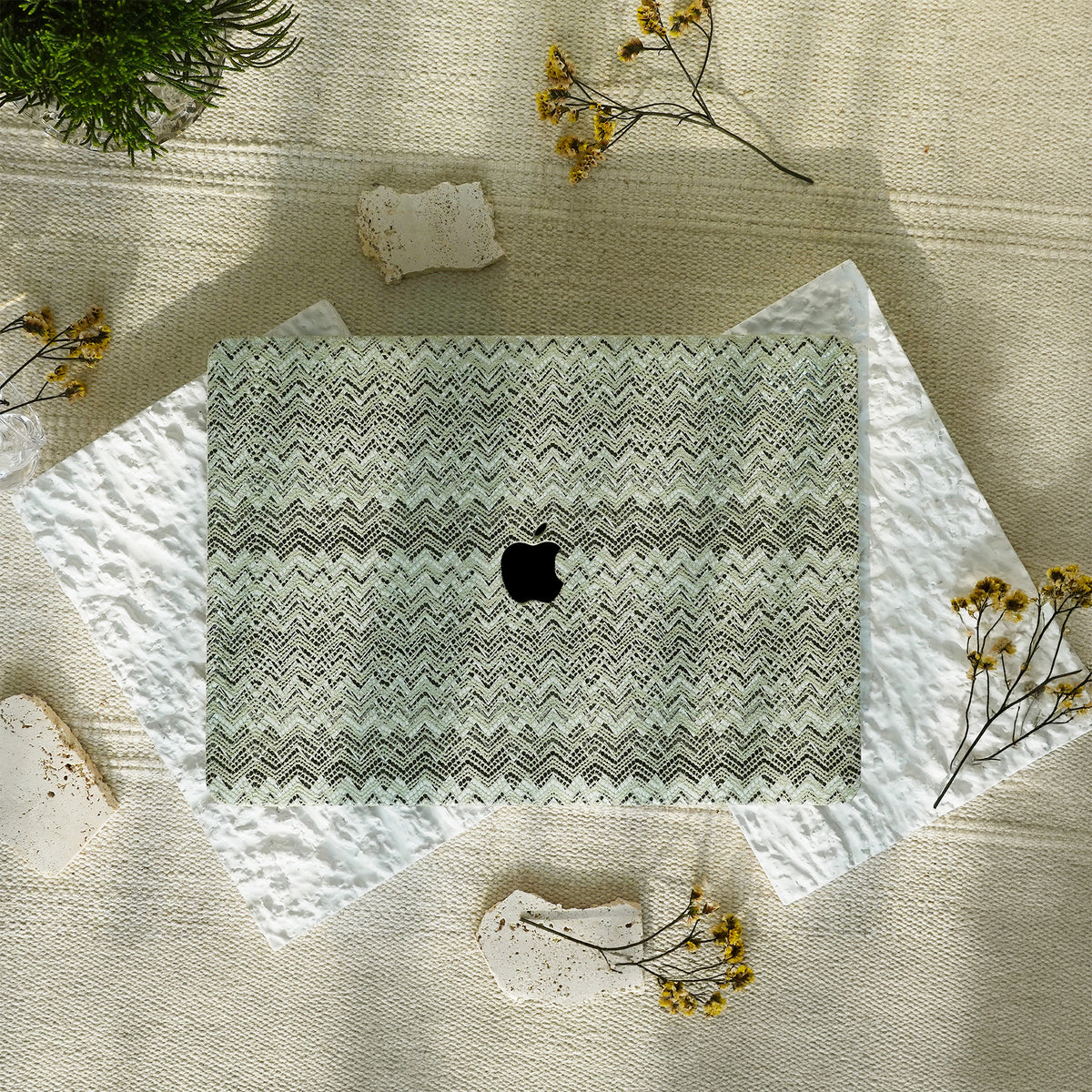 Lace Leather ♾  Cantaloupe Mac Case