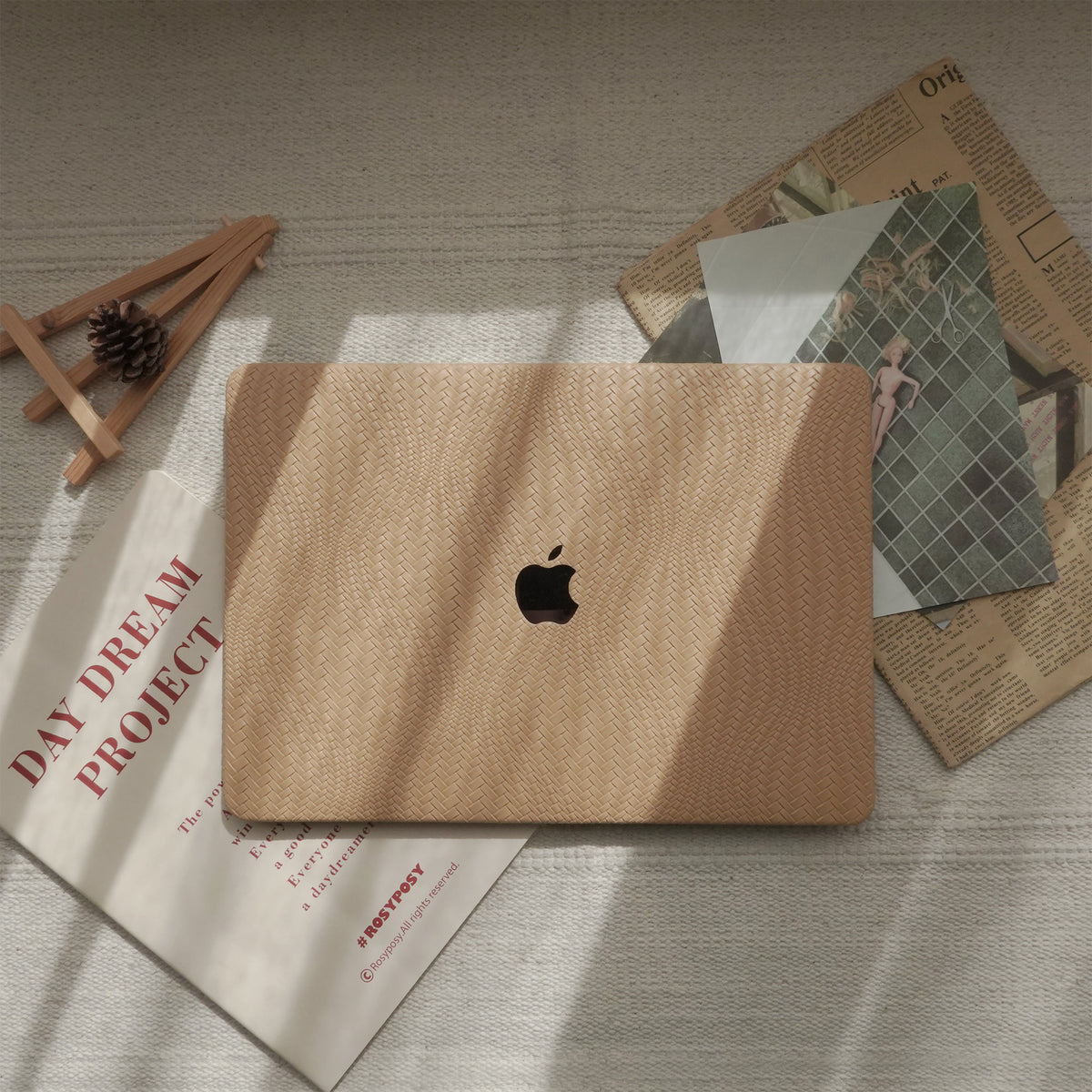 Leather Series ♾ Brown Woven Curved Pattern MacBook Case