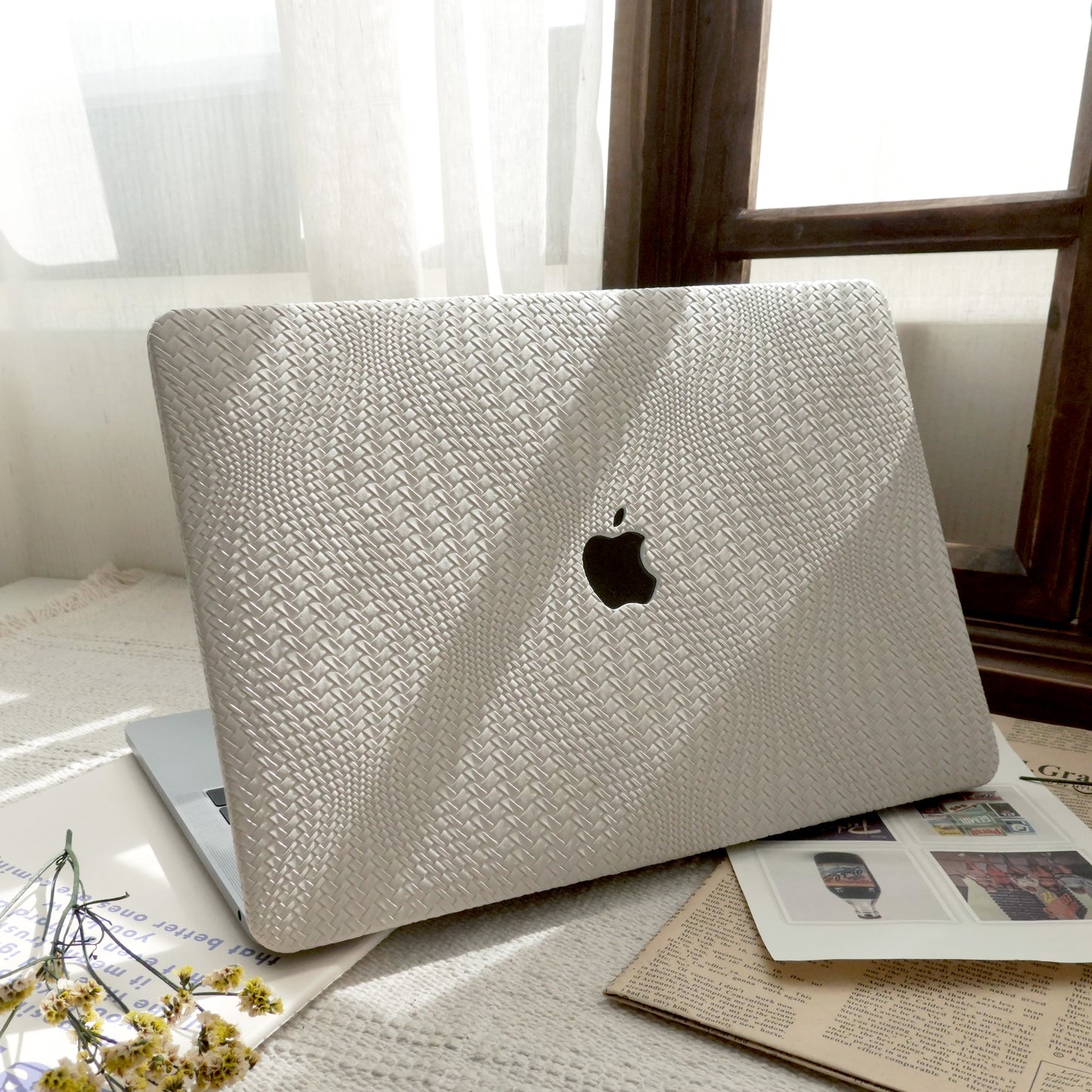 Leather Series ♾ Off-White Woven Curved Pattern MacBook Case