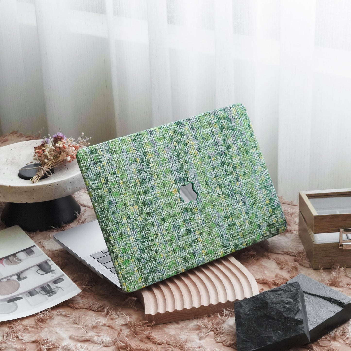 Woven Pattern Series ♾ Grass Green Woven Macbook Case
