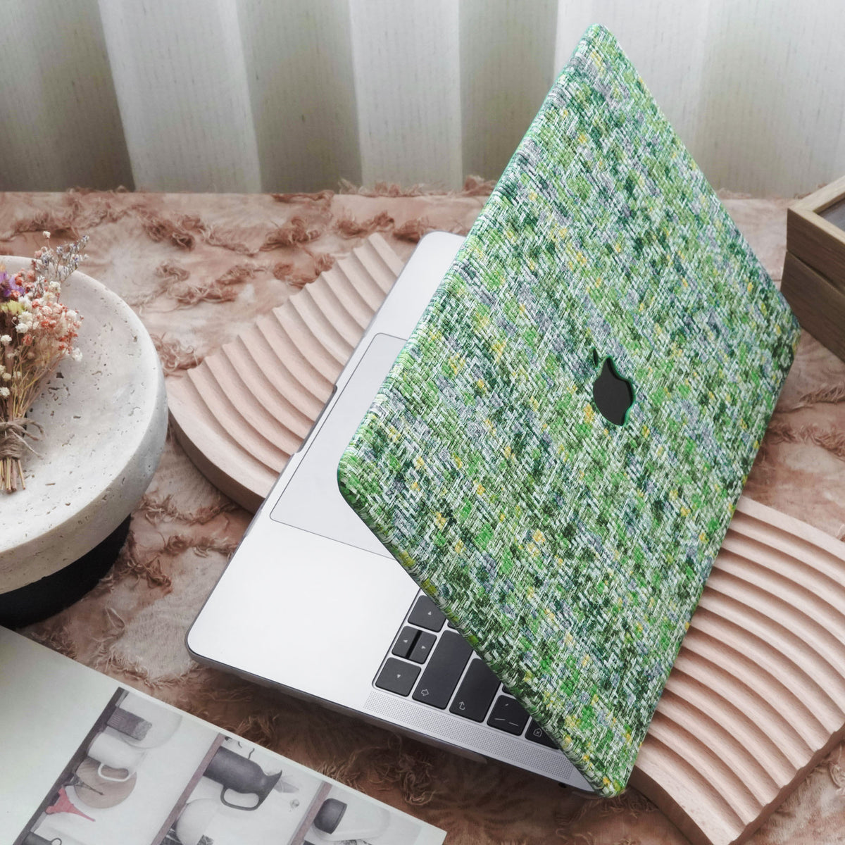 Woven Pattern Series ♾ Grass Green Woven Macbook Case