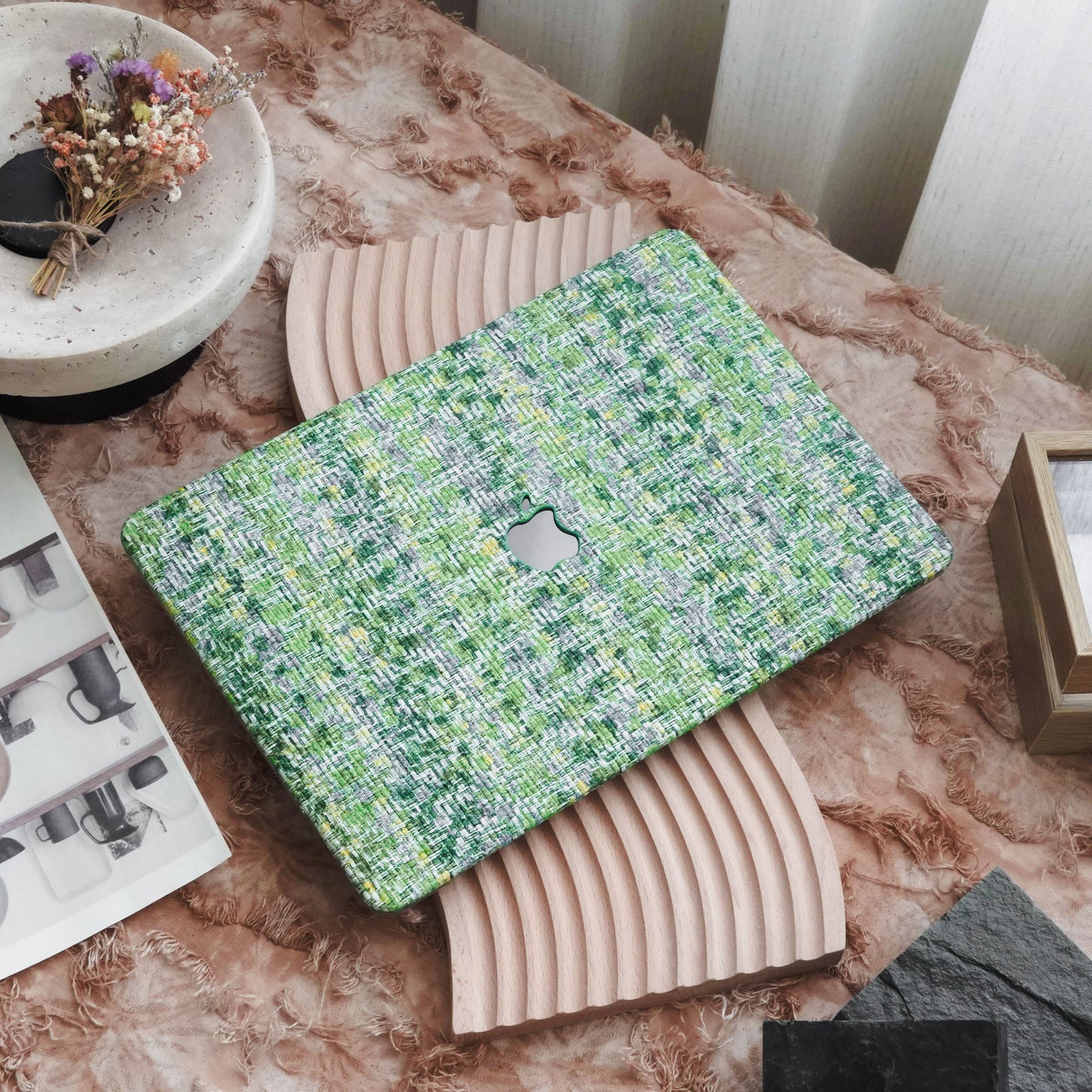 Woven Pattern Series ♾ Grass Green Woven Macbook Case