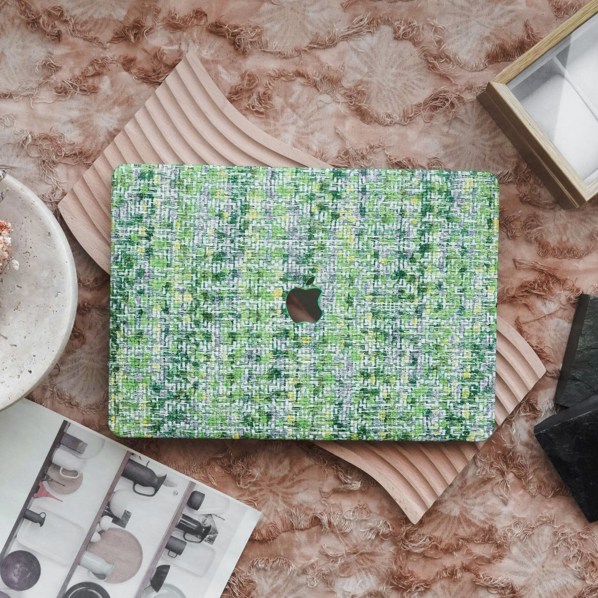Woven Pattern Series ♾ Grass Green Woven Macbook Case