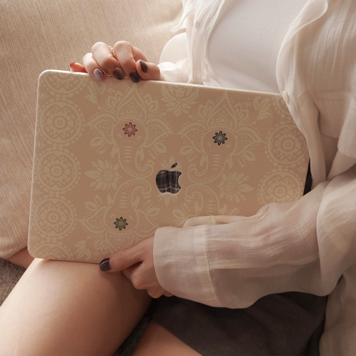 Lychee Texture Light Pink Elephant Pattern ♾ Mac Case