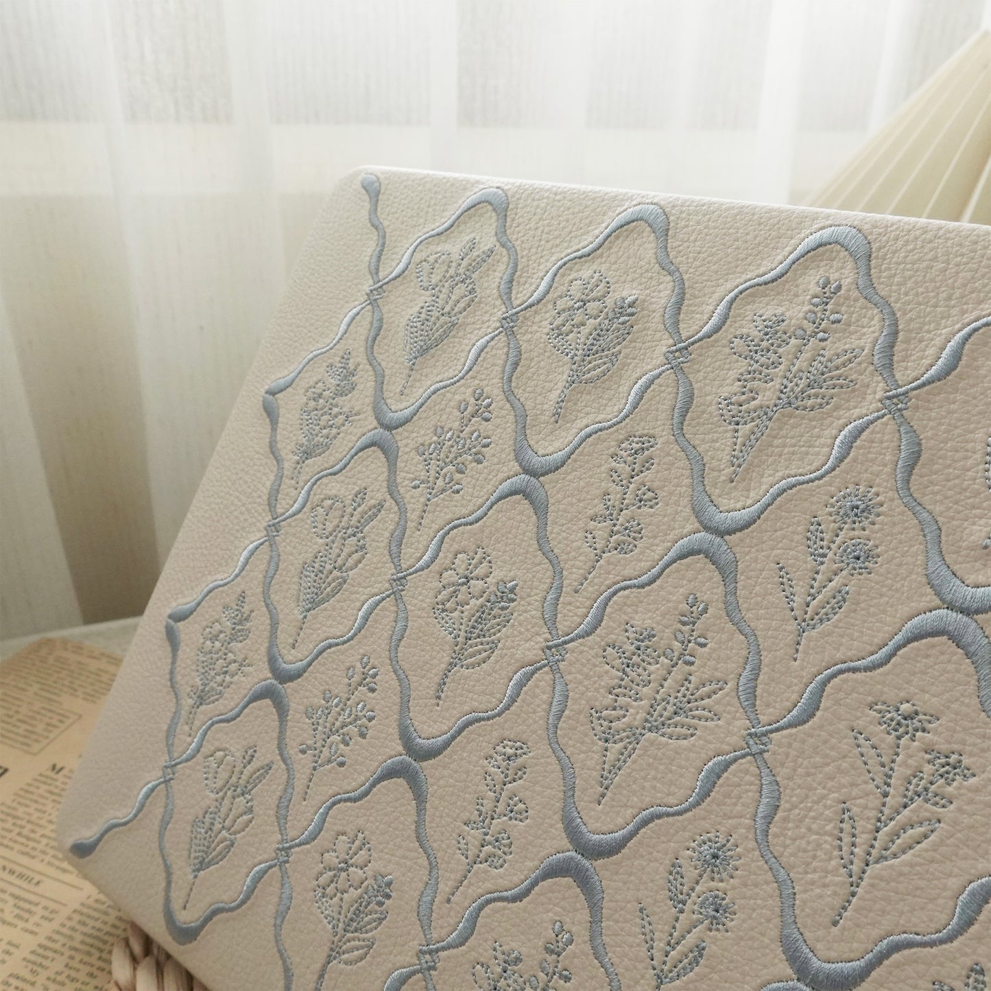 Embossed Floral Light Blue ♾ Mac Case