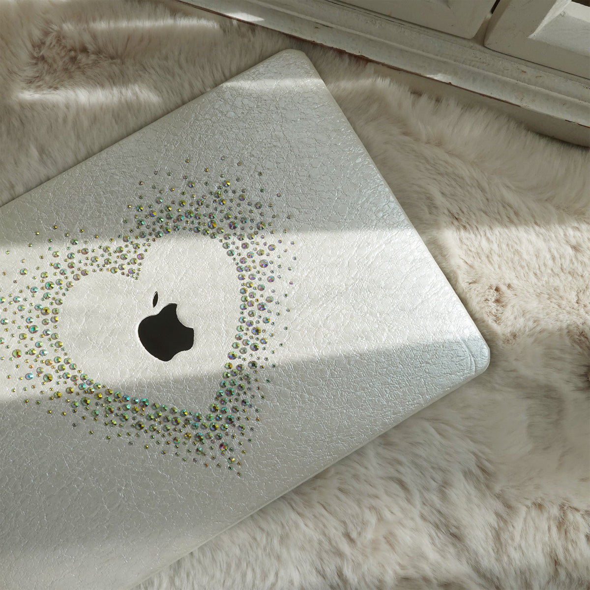 Leather Series ♾ Pearl White Rhinestones Mac Case